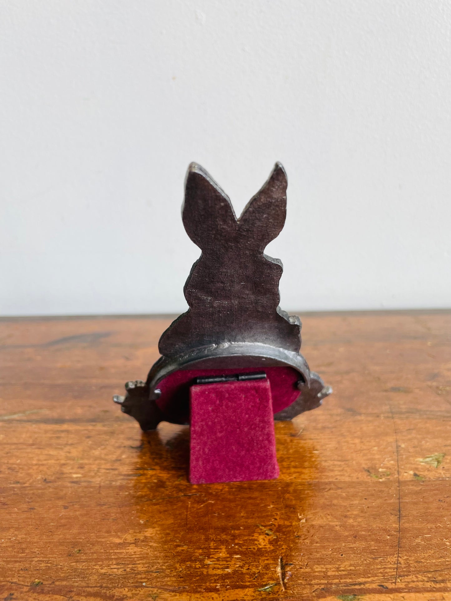 Vintage Metzke Pewter Bunny Rabbit Picture Frame with Easel Backing