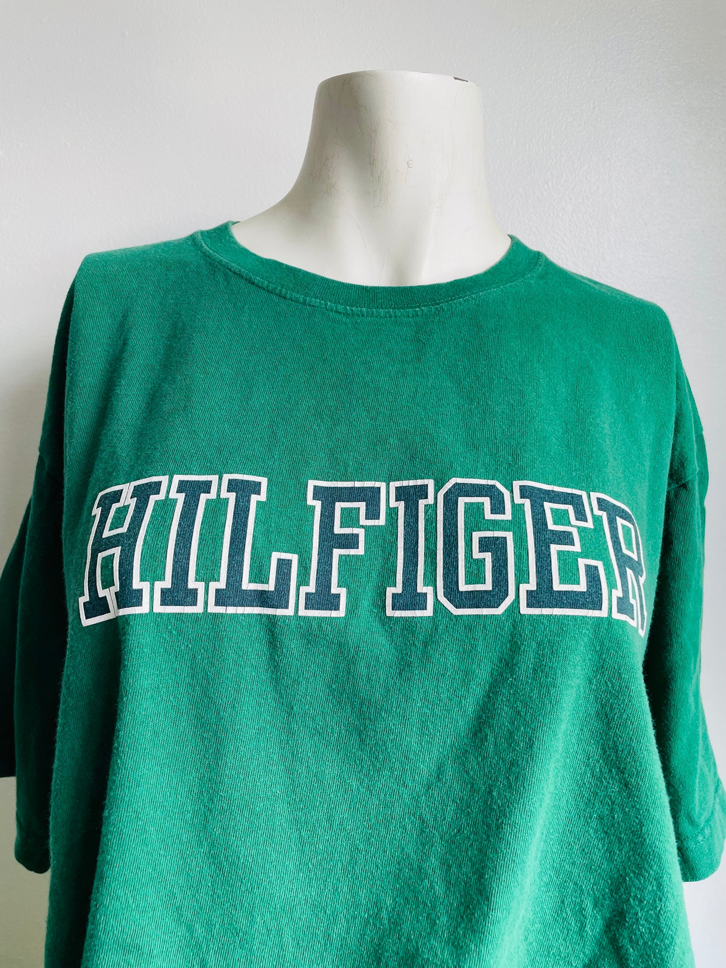 Tommy Hilfiger 100% Cotton Green T-Shirt - Size Men's Large - Made in Mexico (Made in 2000)