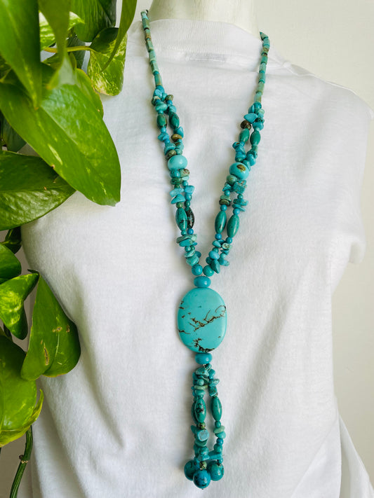 Turquoise Stone Beaded Necklace