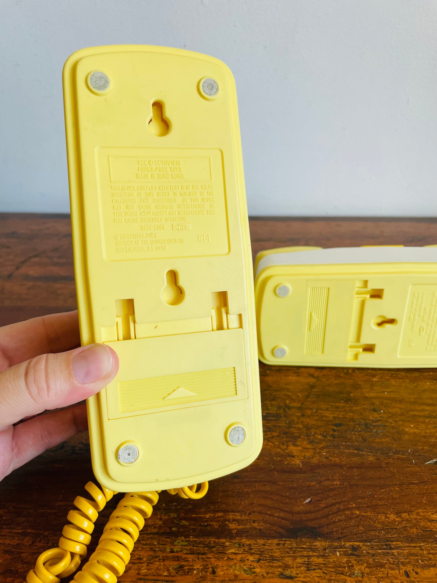 Vintage 1984 Fisher Price Toys #814 Phone Friends - Set of 2 - Take 9 Volt Batteries (Not Included) - Partially Works - Please Read