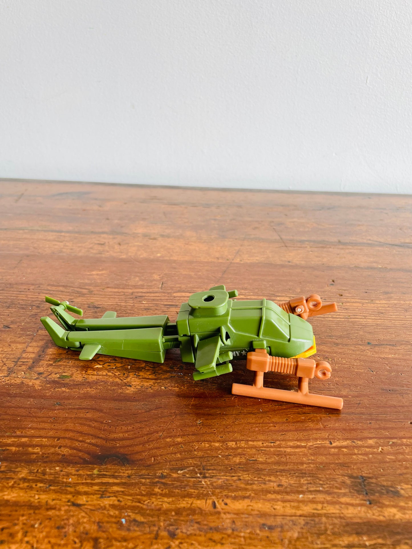 1985 Remco Zybots IV Sky Attacker - Changeable Transformer Robot Military Helicopter