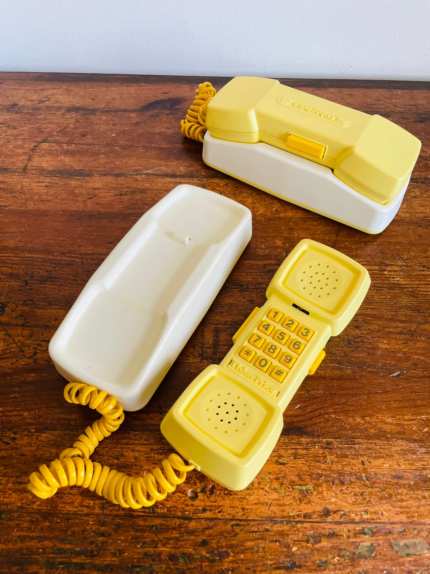Vintage 1984 Fisher Price Toys #814 Phone Friends - Set of 2 - Take 9 Volt Batteries (Not Included) - Partially Works - Please Read