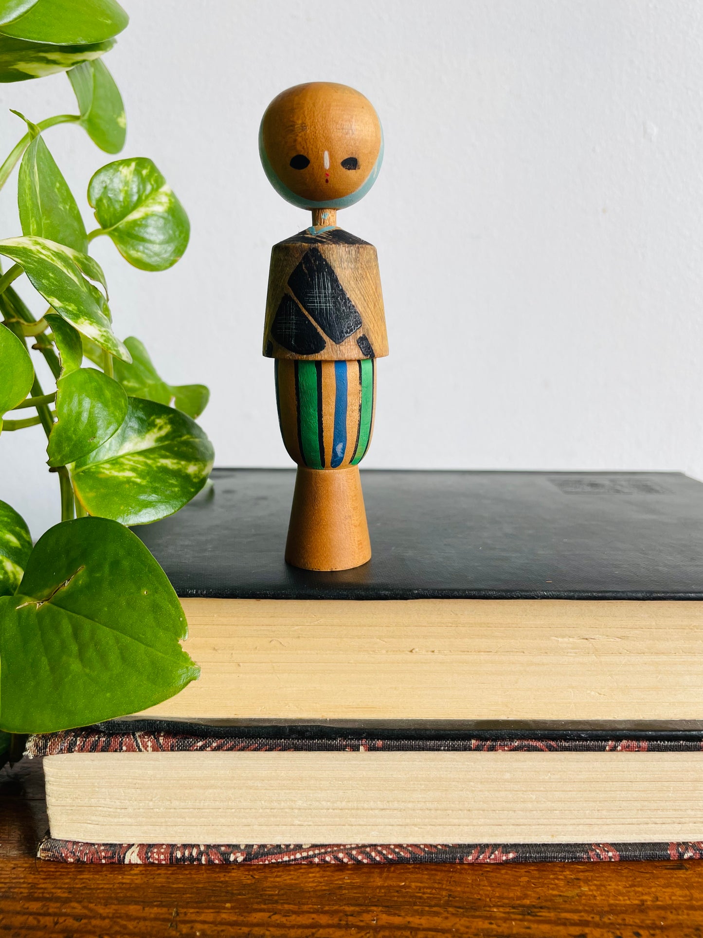 Vintage 4.25" Tall Japanese Wooden Kokeshi Bobblehead Doll with Black, Blue & Green Dress