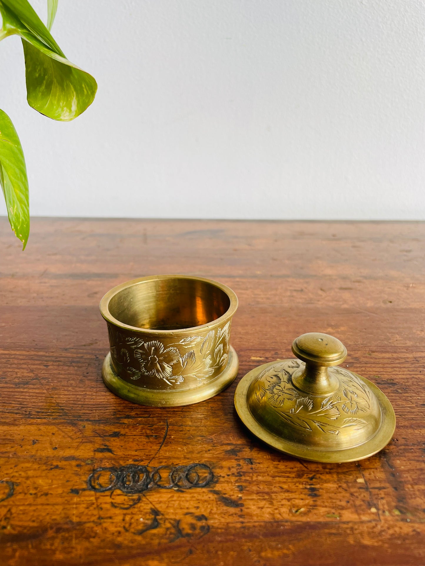 Etched Solid Brass Round Trinket Dish with Lid - Made in India