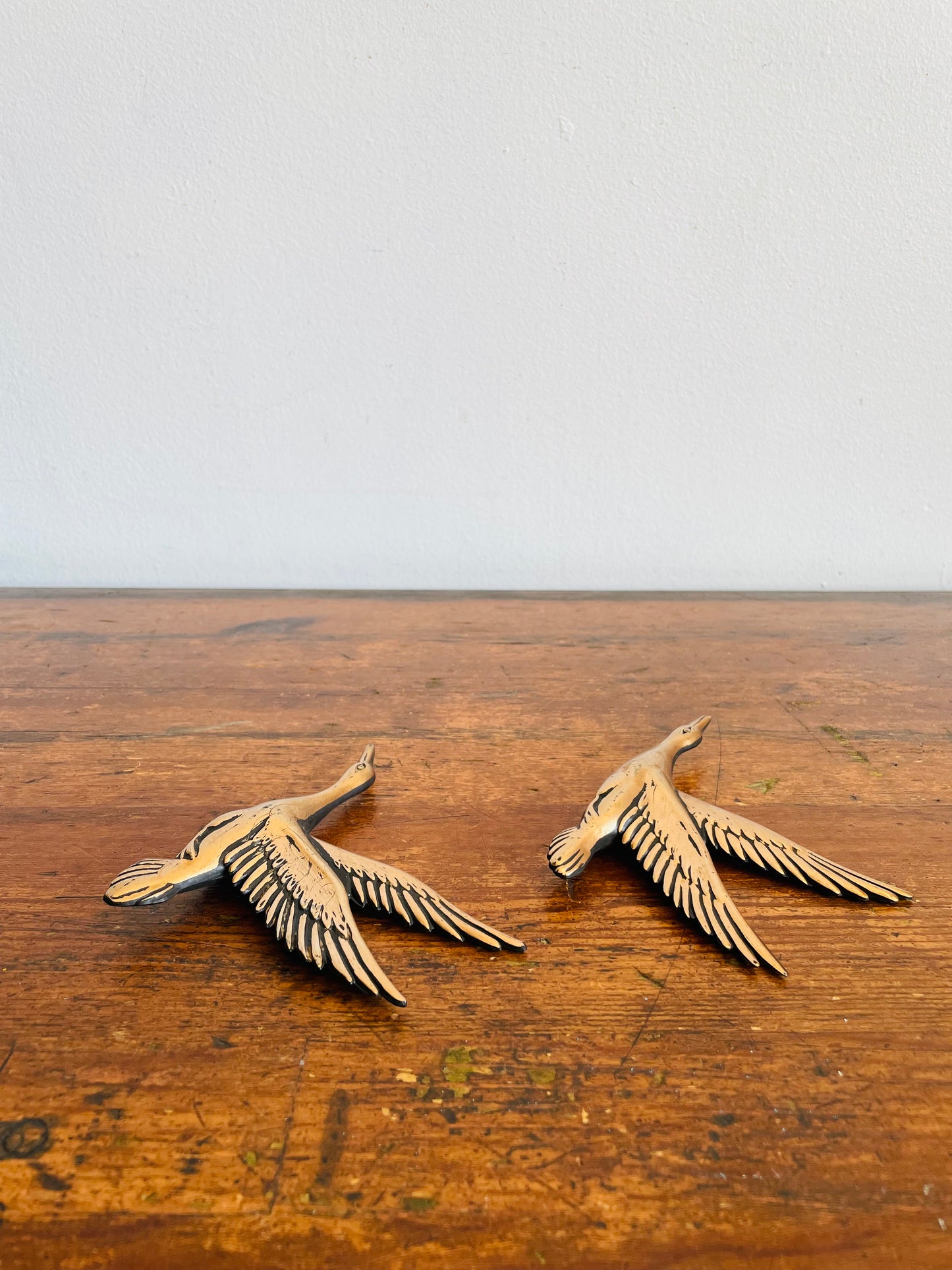 Vintage Birds in Flight Decal Figurines - Set of 2