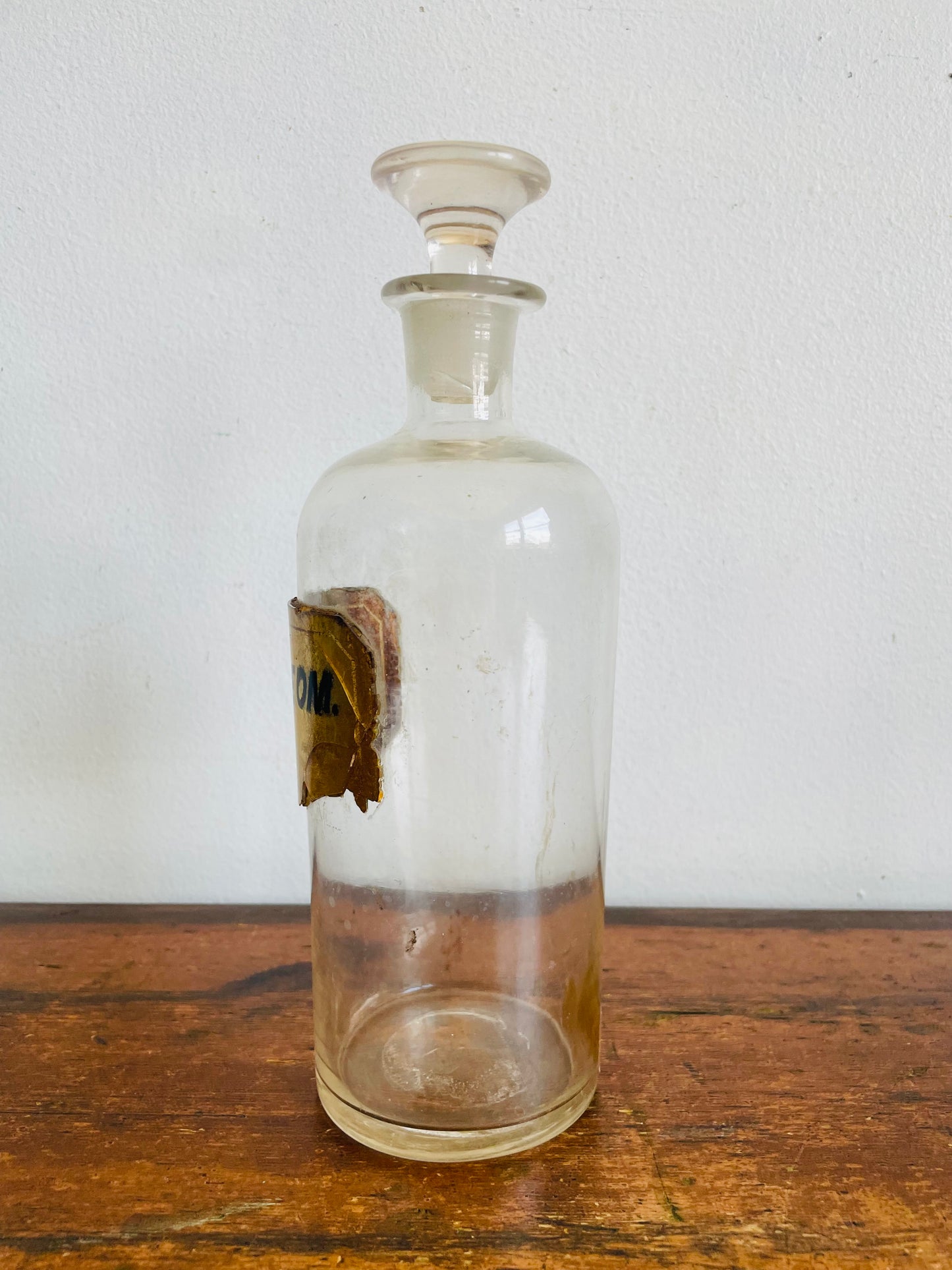 Antique Pharmacy Apothecary Hand Blown Clear Glass Bottle with Lid & Gold Label - Ol. Hedeom