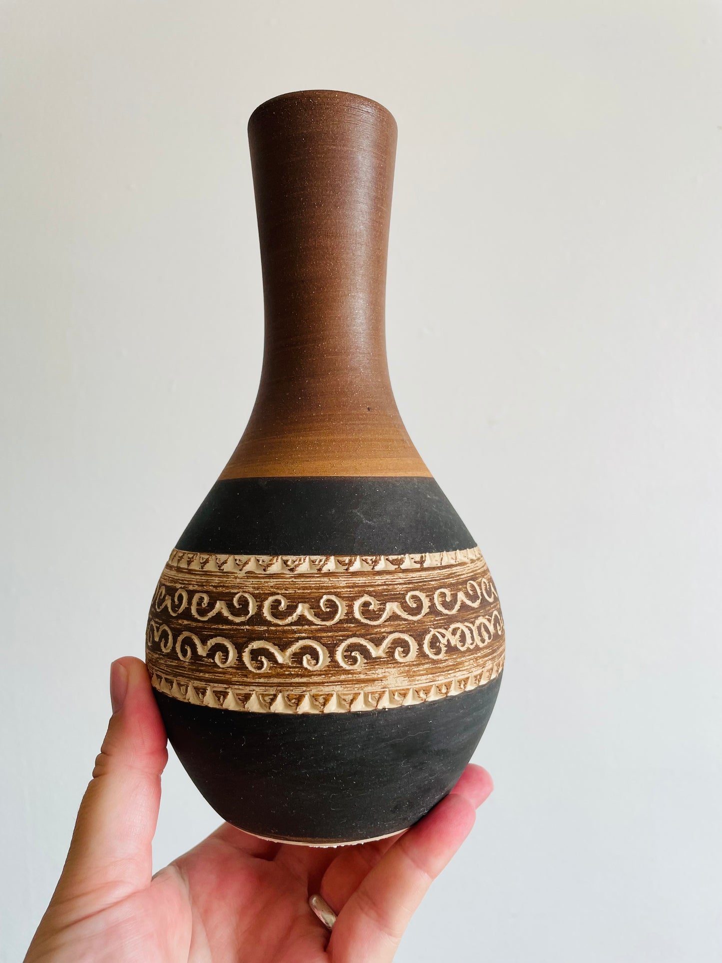 Dümler & Breiden West German Pottery Vase - Stamped 115/27