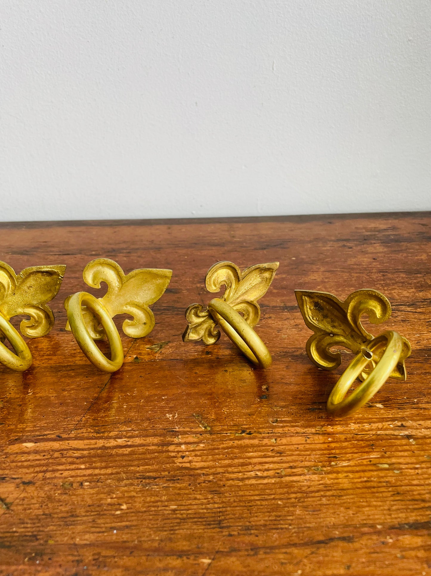 Vintage Brass Fleur de Lis / Lys Napkin Ring Holders - Set of 6