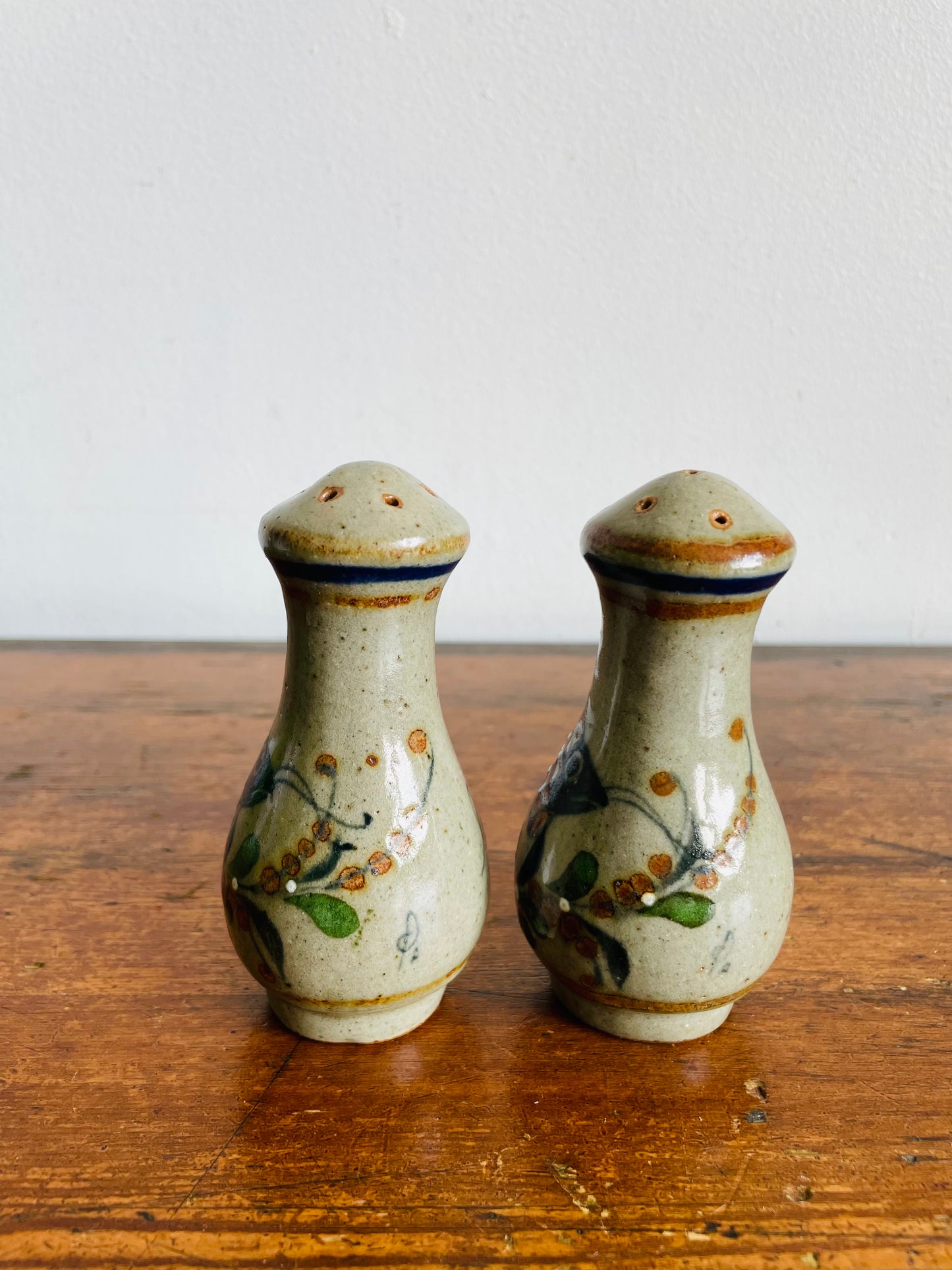 Vintage Tonala Mexican Pottery Salt & Pepper Shakers with Fish Design - Set of 2