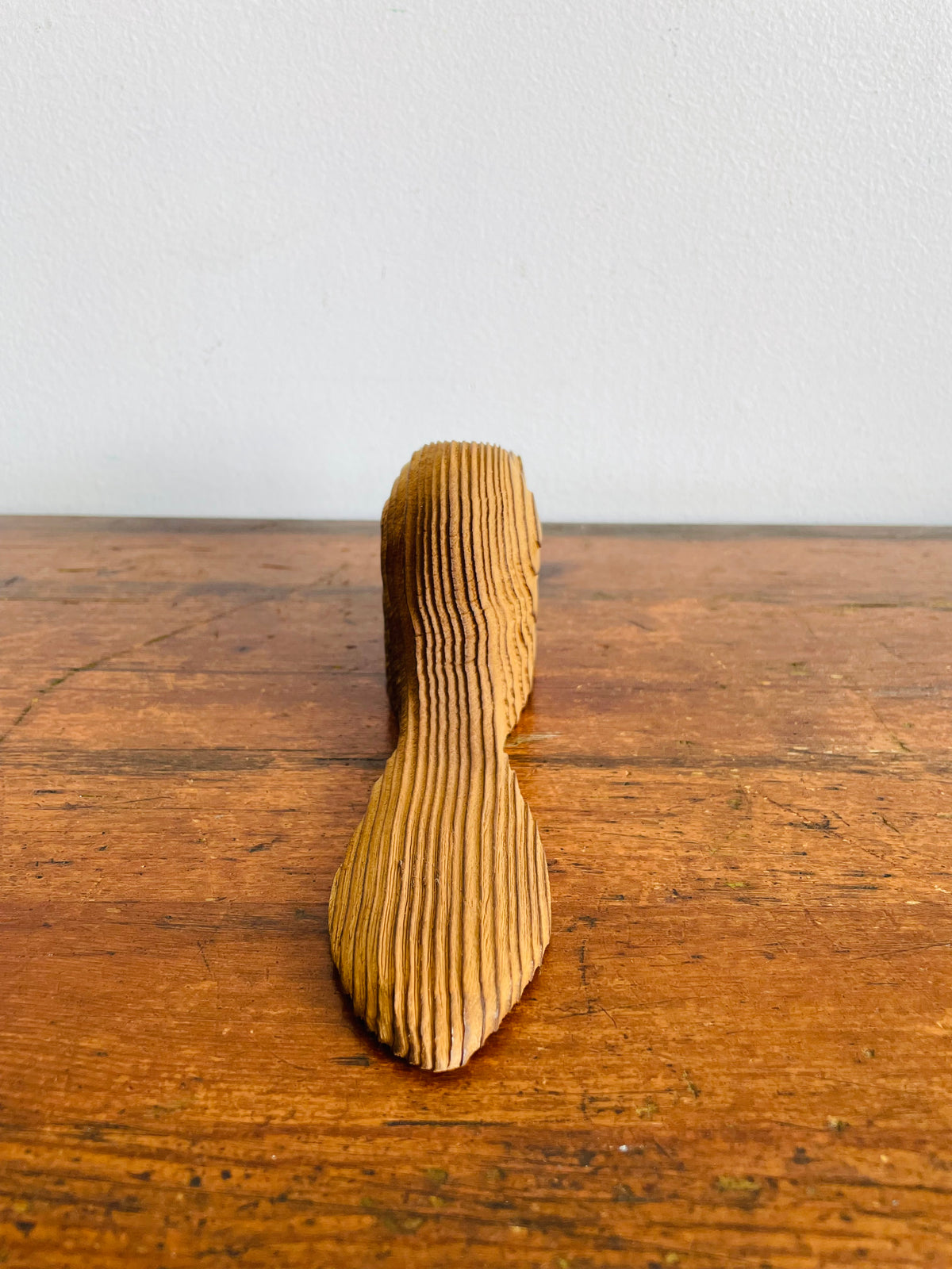 Vintage Crowe Canada Carved Cedar Wood Beaver Folk Art Figurine