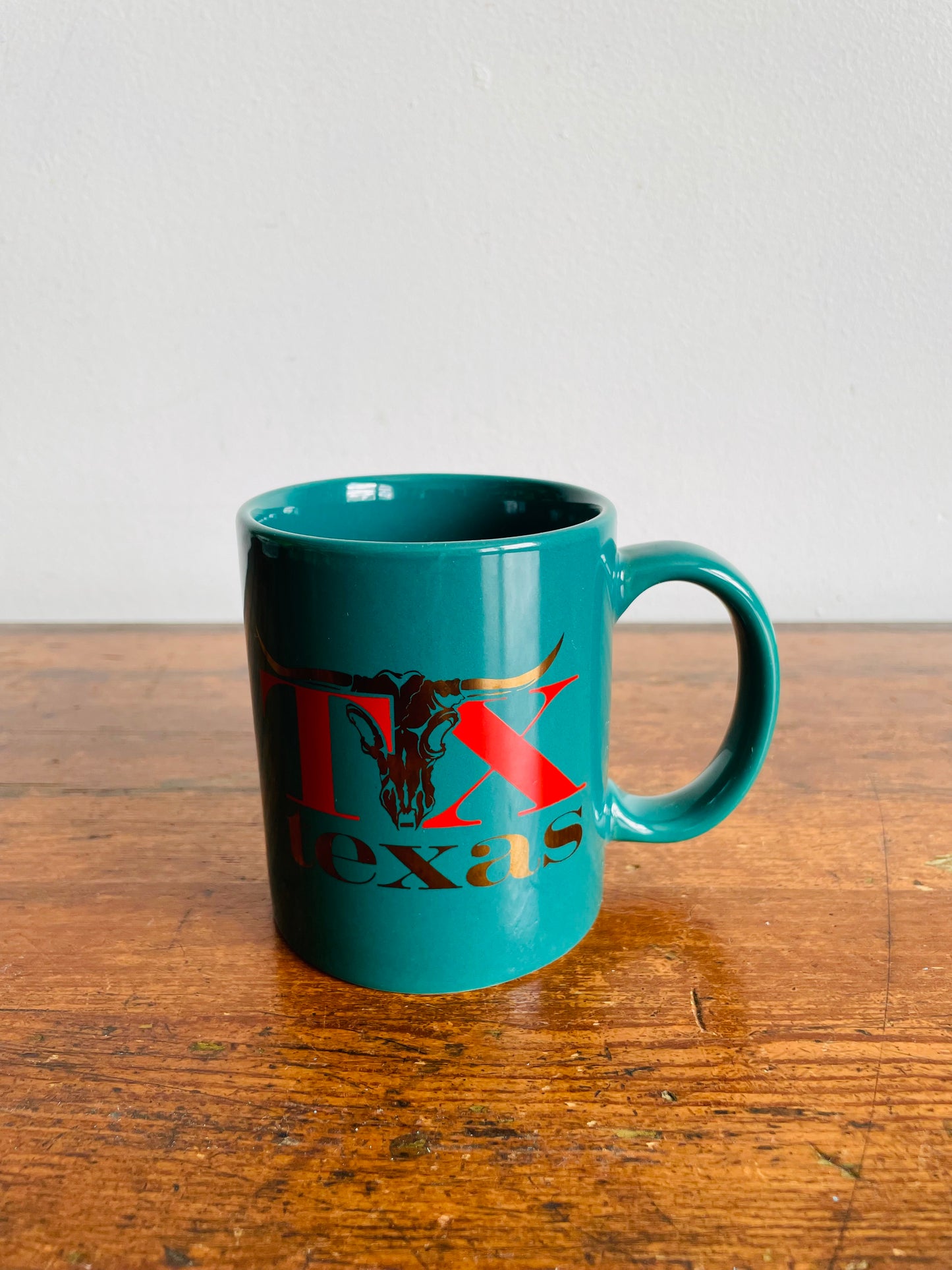 Green Texas Mug with Gold Longhorn Cow Graphic