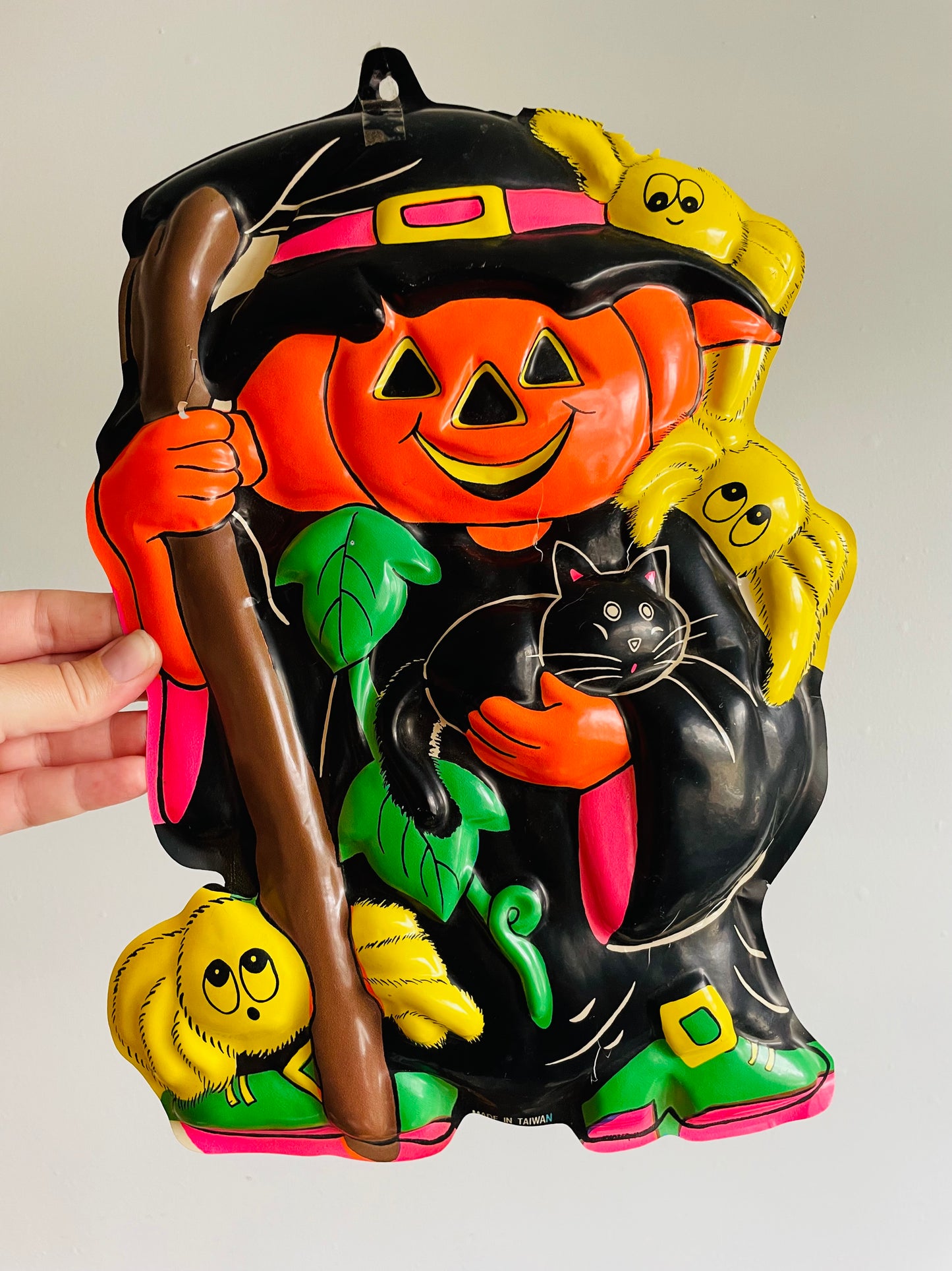 Plastic Halloween Cutout - Pumpkin Dressed as a Witch with Spiders & Black Cat # 1 - Made in Taiwan