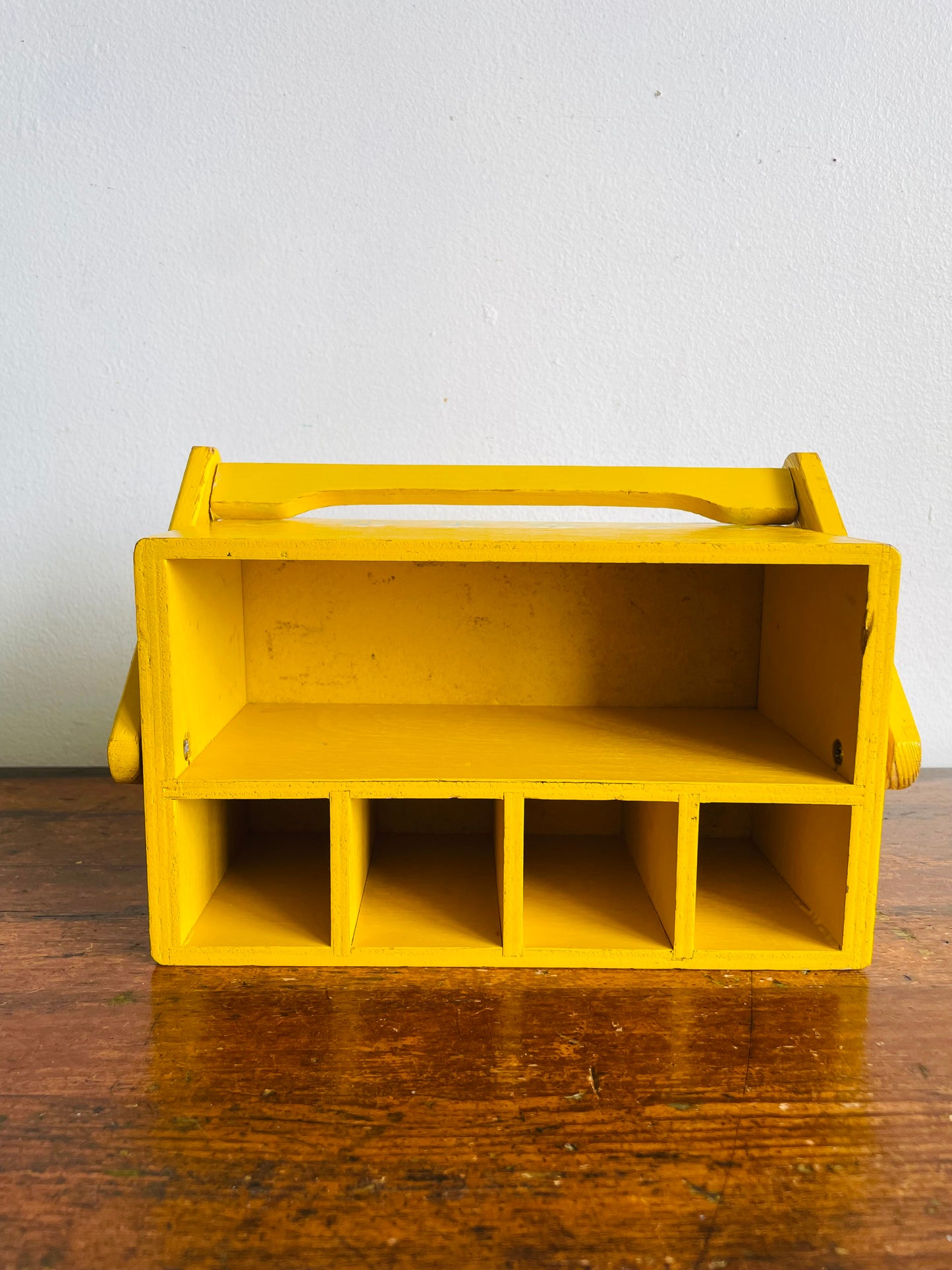 Vintage 1984 Teleflora Bright & Cheerful Yellow with White Flowers Wood Organizer Caddy with Swing Handle & 5 Compartments - Made in Taiwan