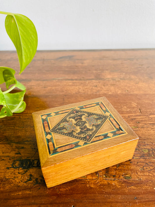 Antique Tunbridge Ware Wood Box with Mosaic Inlaid Pattern - Trinkets or Jewellery!