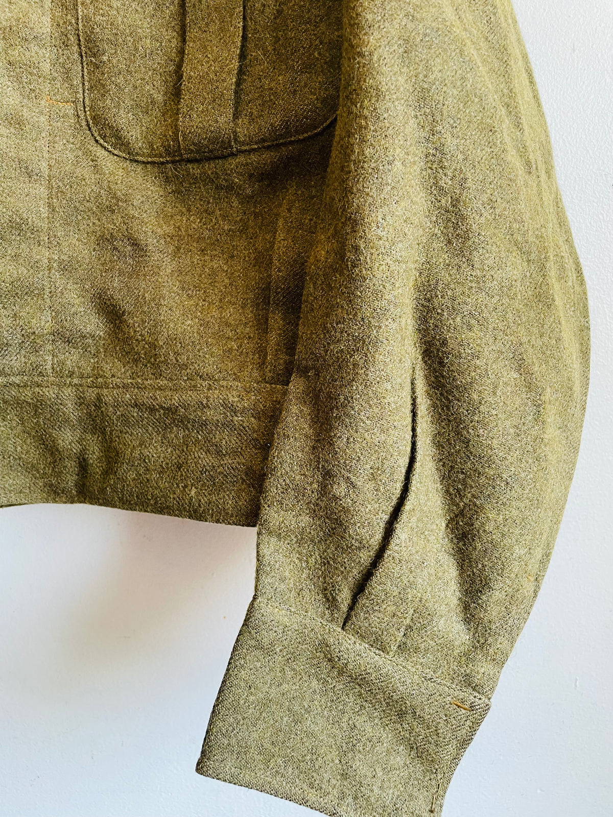 Vintage WW2 1943 Battle Dress Blouse Serge Wool Shirt - Size 6 - 8 LAA RCA - 8th Light Anti-Aircraft Regiment - Royal Canadian Artillery - Made by Hyde Park Clothes Limited Montreal