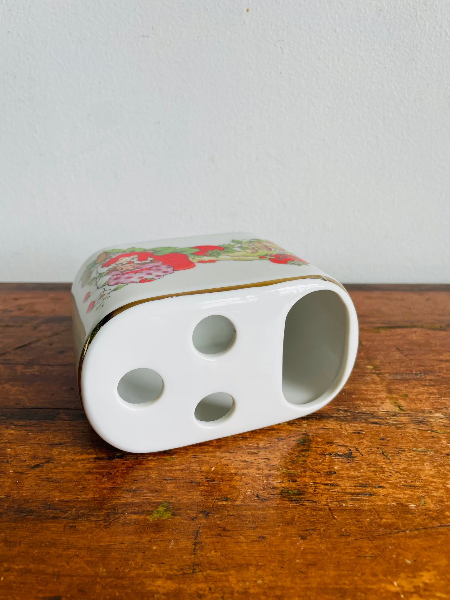Vintage 1980s Strawberry Shortcake Fine Porcelain Toothbrush & Toothpaste Holder - American Greetings Corp. Cleveland Ohio - Made in Japan