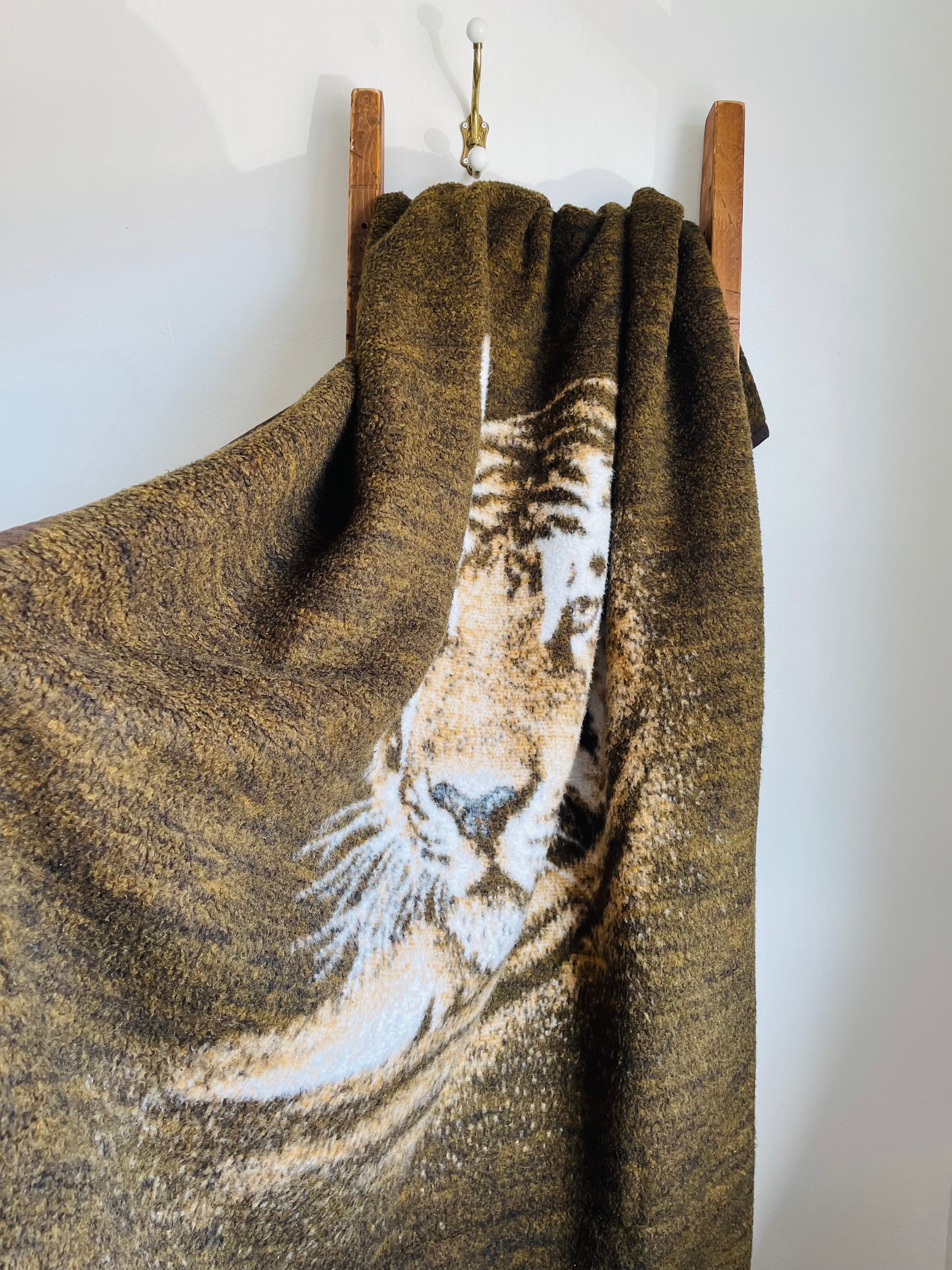 Biederlack Reversible Blanket with Tiger Face Greenbrier Vintage