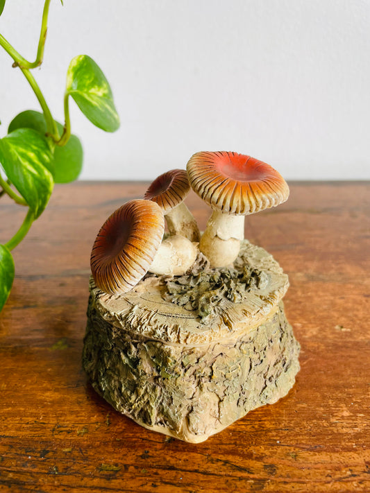 Vintage Trinket Dish with Lid - Realistic Tree Bark & Mushroom Design