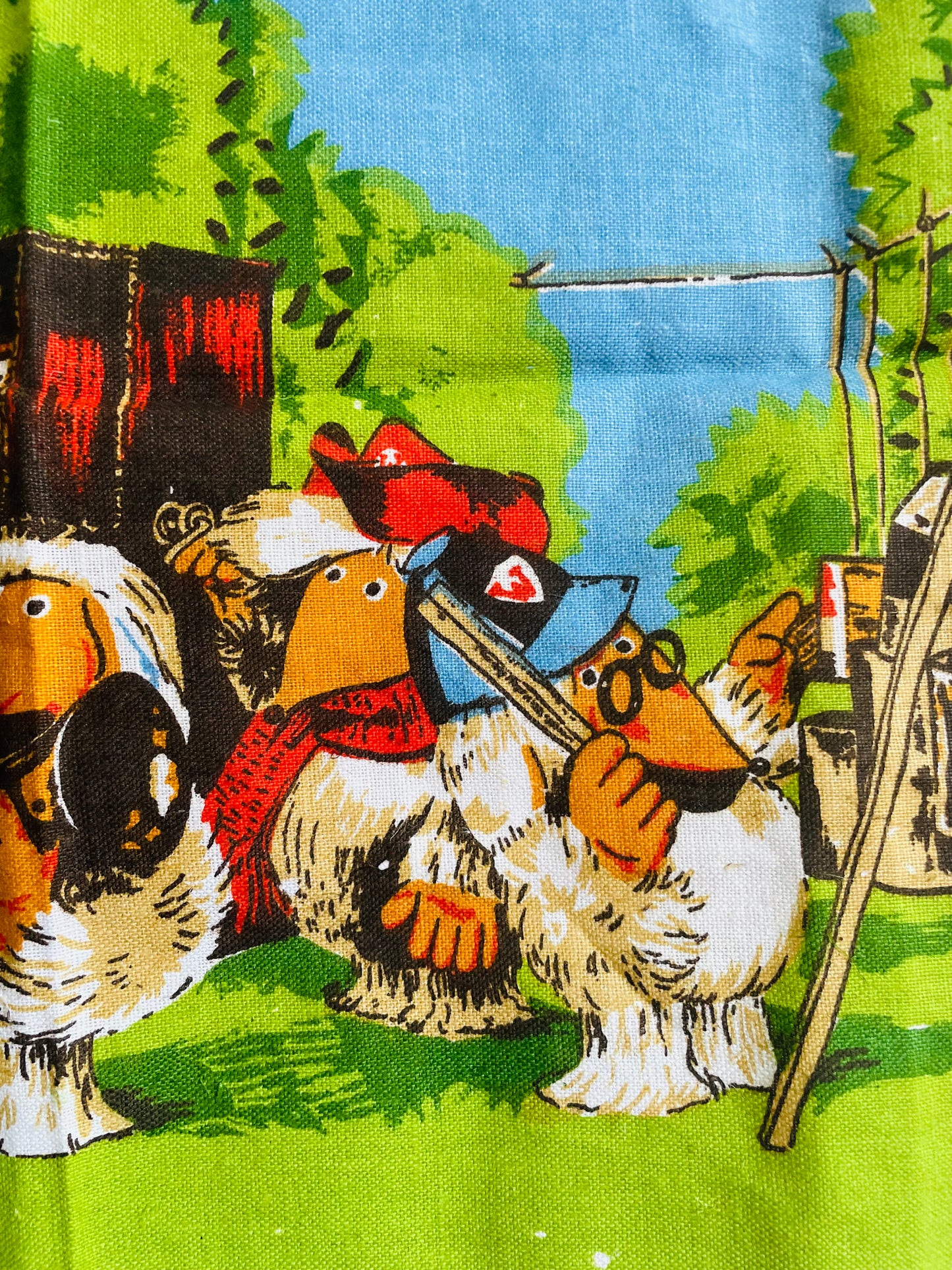 Brand New Vintage Blackstaff Linen Tea Towel - The Wombles of Wimbledon Common - Based on BBC TV Series "The Wombles"