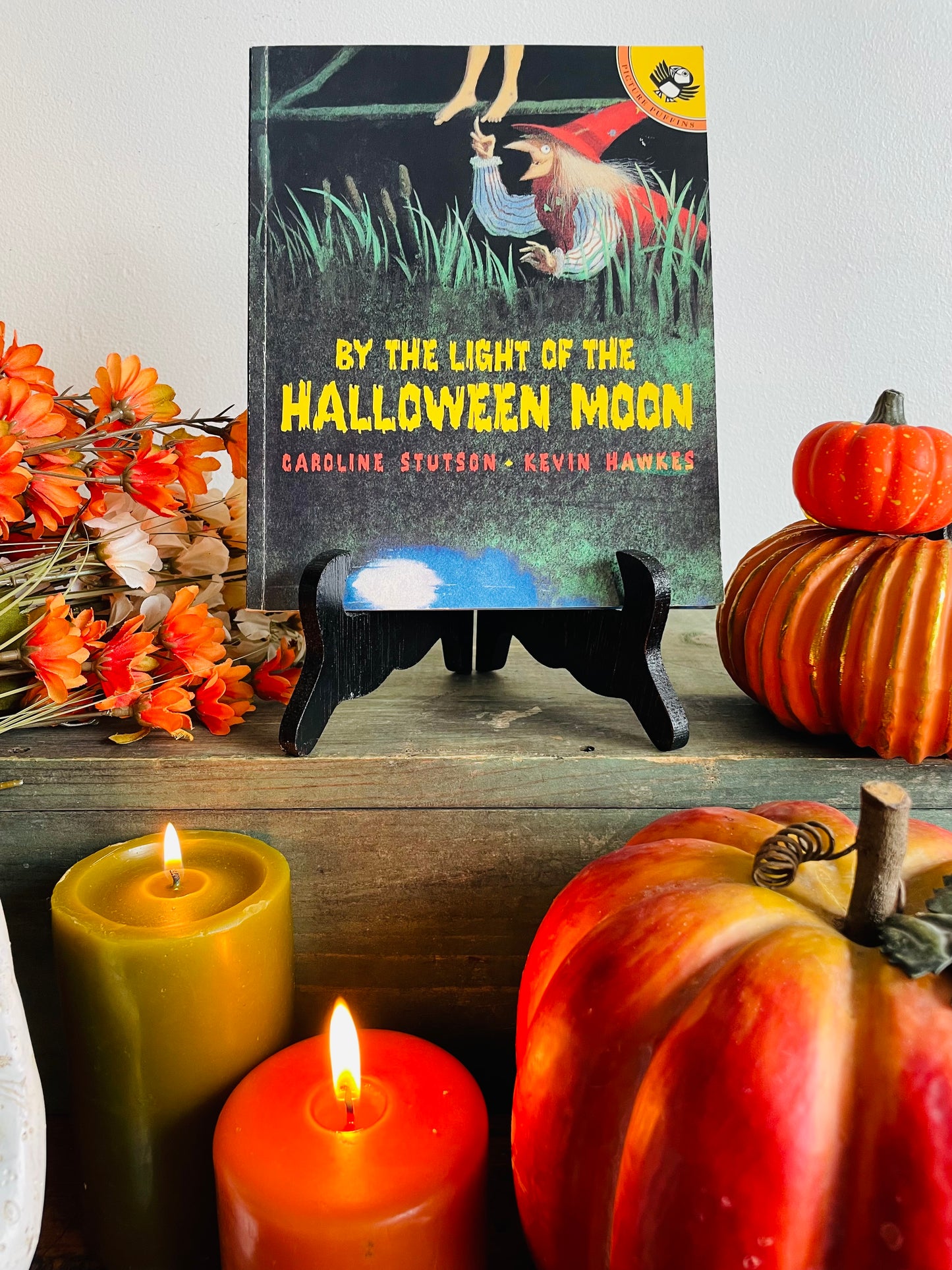 By The Light of The Halloween Moon Book by Caroline Stutson & Kevin Hawkes (1993)