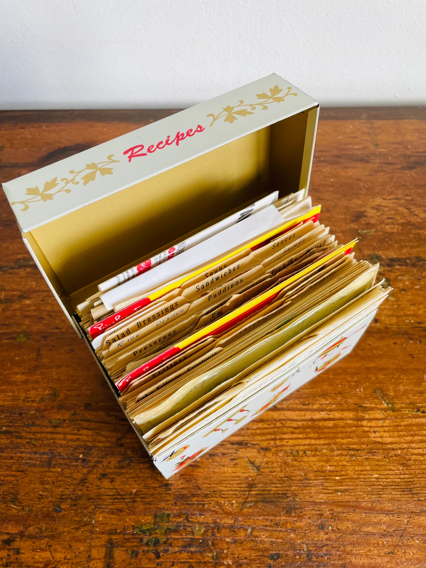 Vintage Ohio Art Co. White Metal Recipe Tin Box with Hinged Lid - Full of Category Dividers & Recipes - Made in Bryan, Ohio USA