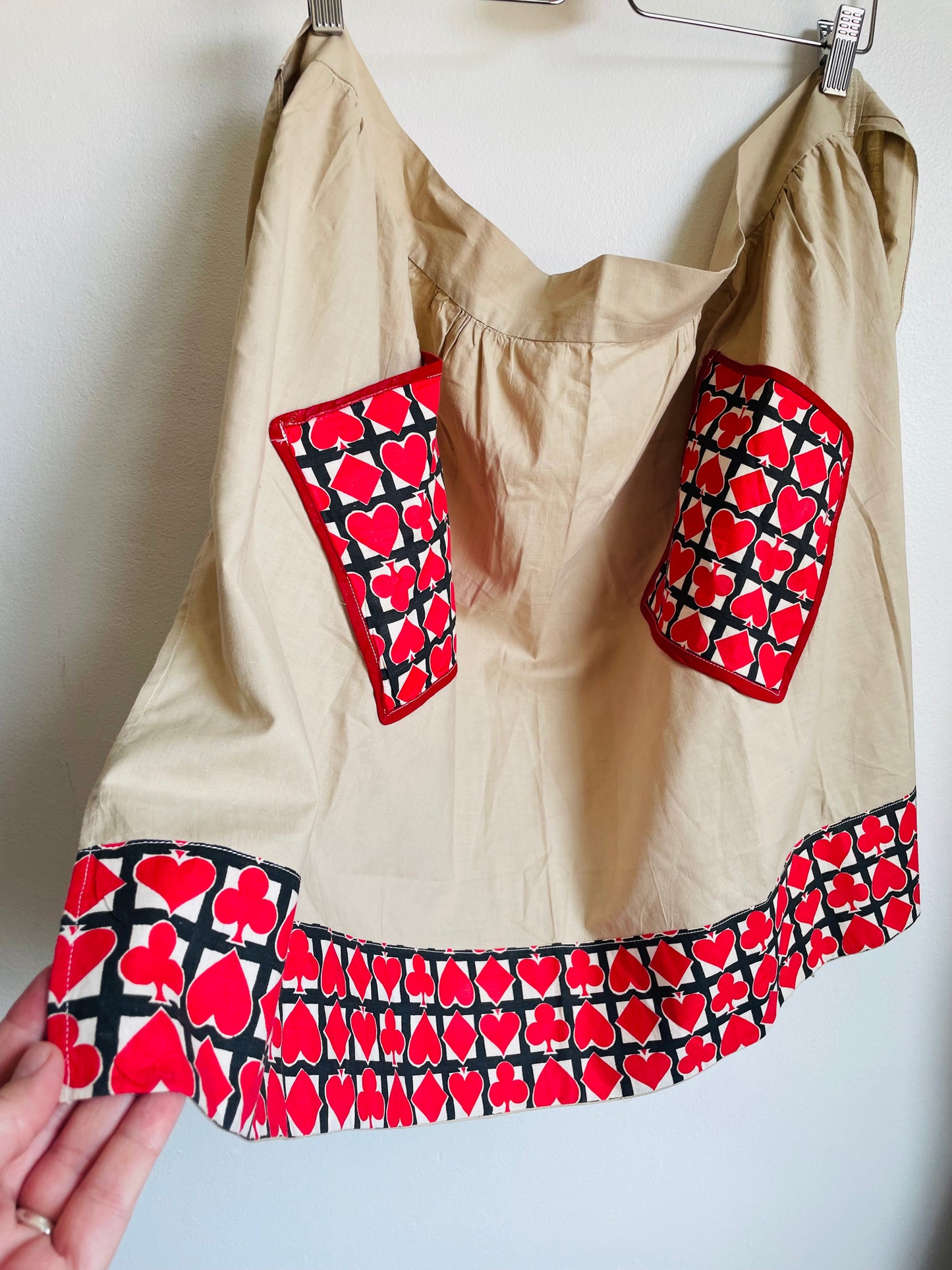 Game Night Waist Tie Apron with Pockets & Card Deck Graphics - Red Clubs, Diamonds, Hearts & Spades