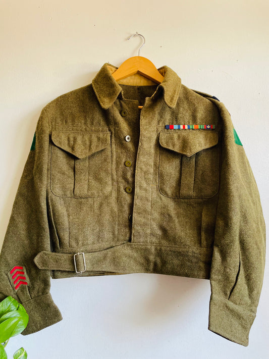 Vintage WW2 1943 Battle Dress Blouse Serge Wool Shirt - Size 6 - 8 LAA RCA - 8th Light Anti-Aircraft Regiment - Royal Canadian Artillery - Made by Hyde Park Clothes Limited Montreal