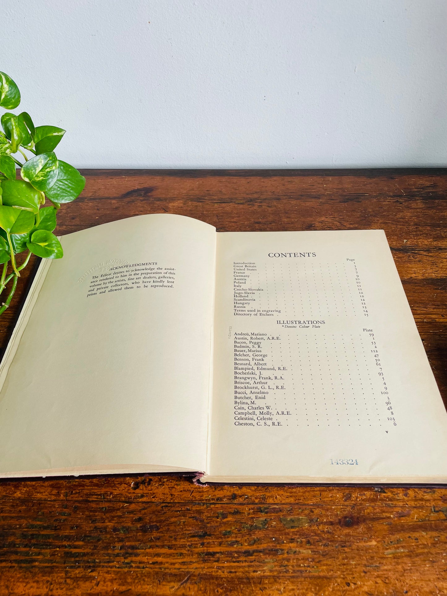 Vintage Etchings of Today Hardcover Art Book with 120 Plate Photogravure Pictures (1930s) Printed & Engraved in Great Britain by Herbert Reiach Ltd.