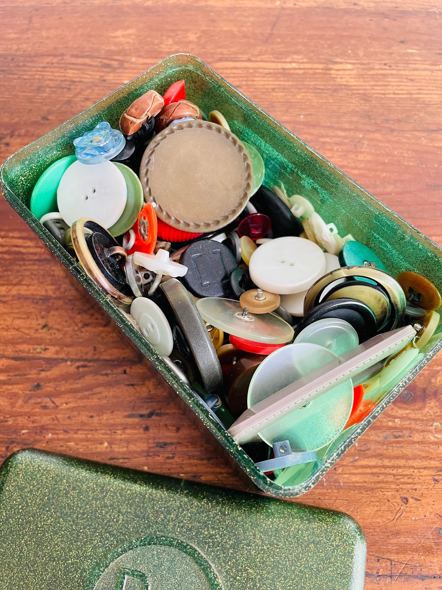 Mystery Button Box - 1970s Benson & Hedges Canada Tobacco Case filled with Vintage Buttons