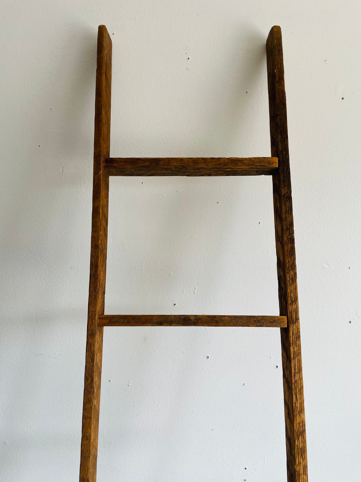 Vintage Narrow 4 Foot Decorative Wood Ladder - Great for Porch Decor, Staging, Scarves, Etc.