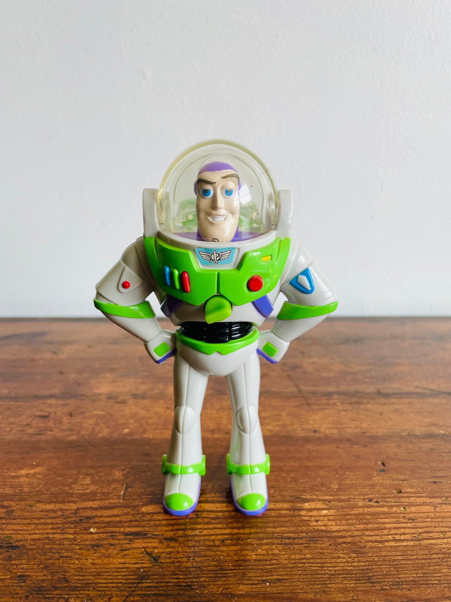 1999 McDonalds Disney Pixar Toy Story 2 Buzz Lightyear Action Figure Toy Candy Dispenser