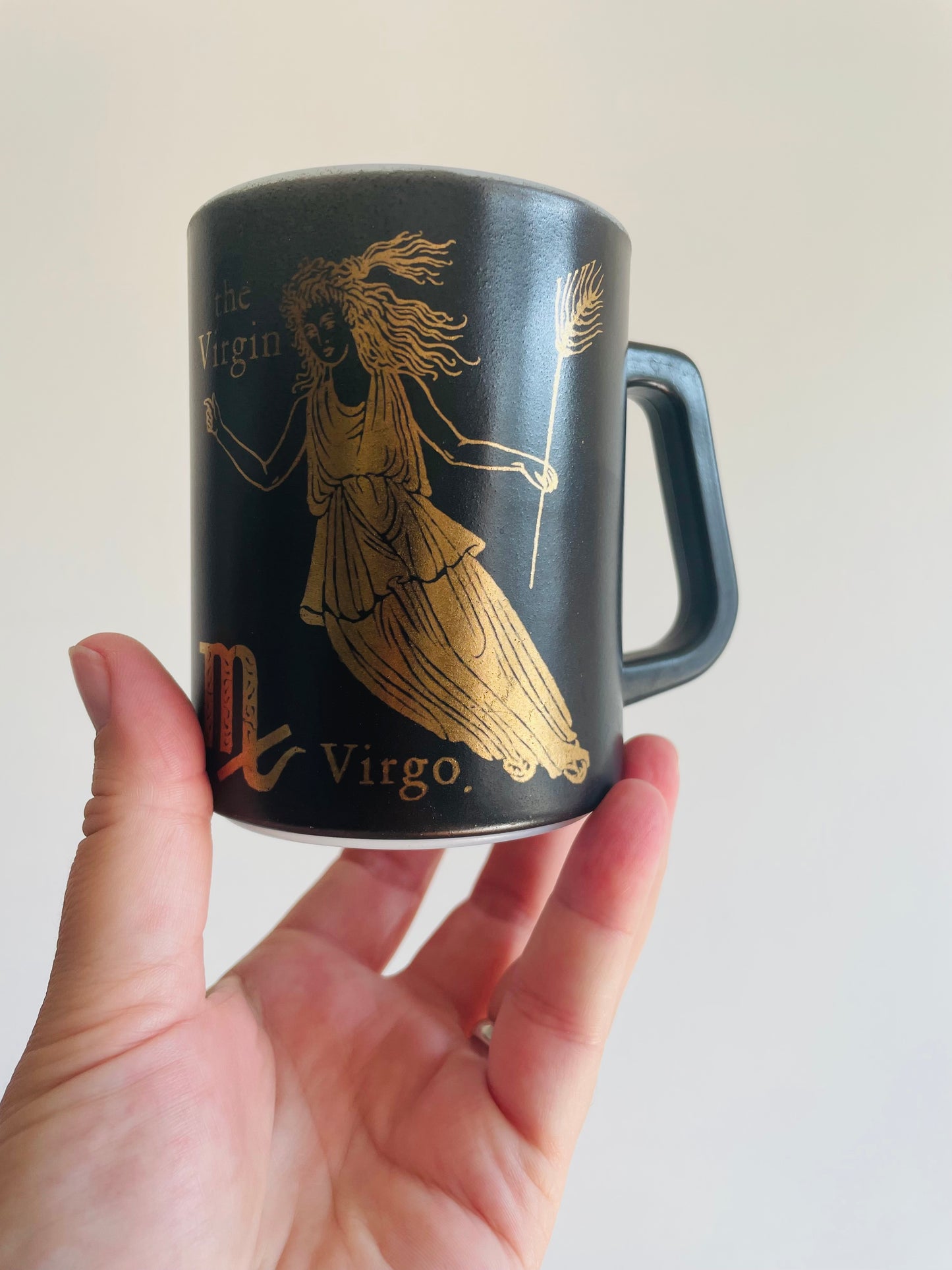 Federal Glass Virgo Zodiac Horoscope Sign Black & Gold Mug - August 23 to September 22 Birthdays