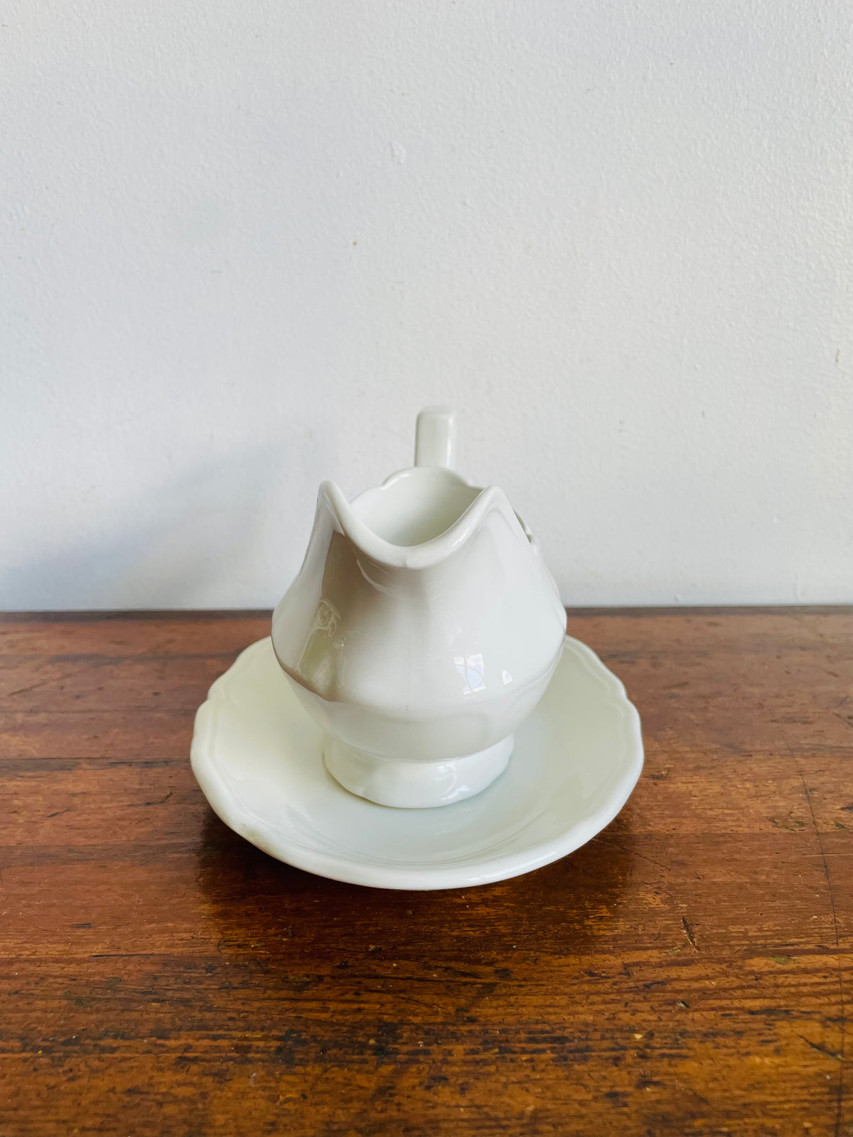 Vintage Royal Staffordshire Heirloom English Ironstone by J & G Meakin Gravy Sauce Boat & Plate - Made in England