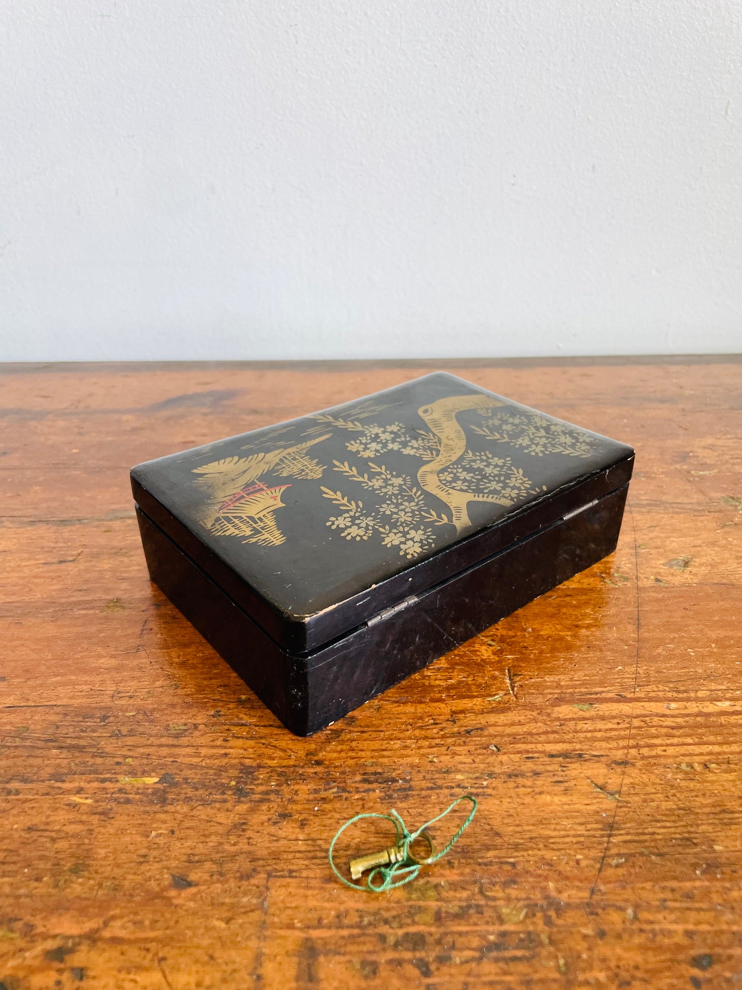 Vintage Hand Painted Japanese Black Lacquer Wood Jewellery Box with Lined Interior / Mount Fuji Scene & Key To Lock