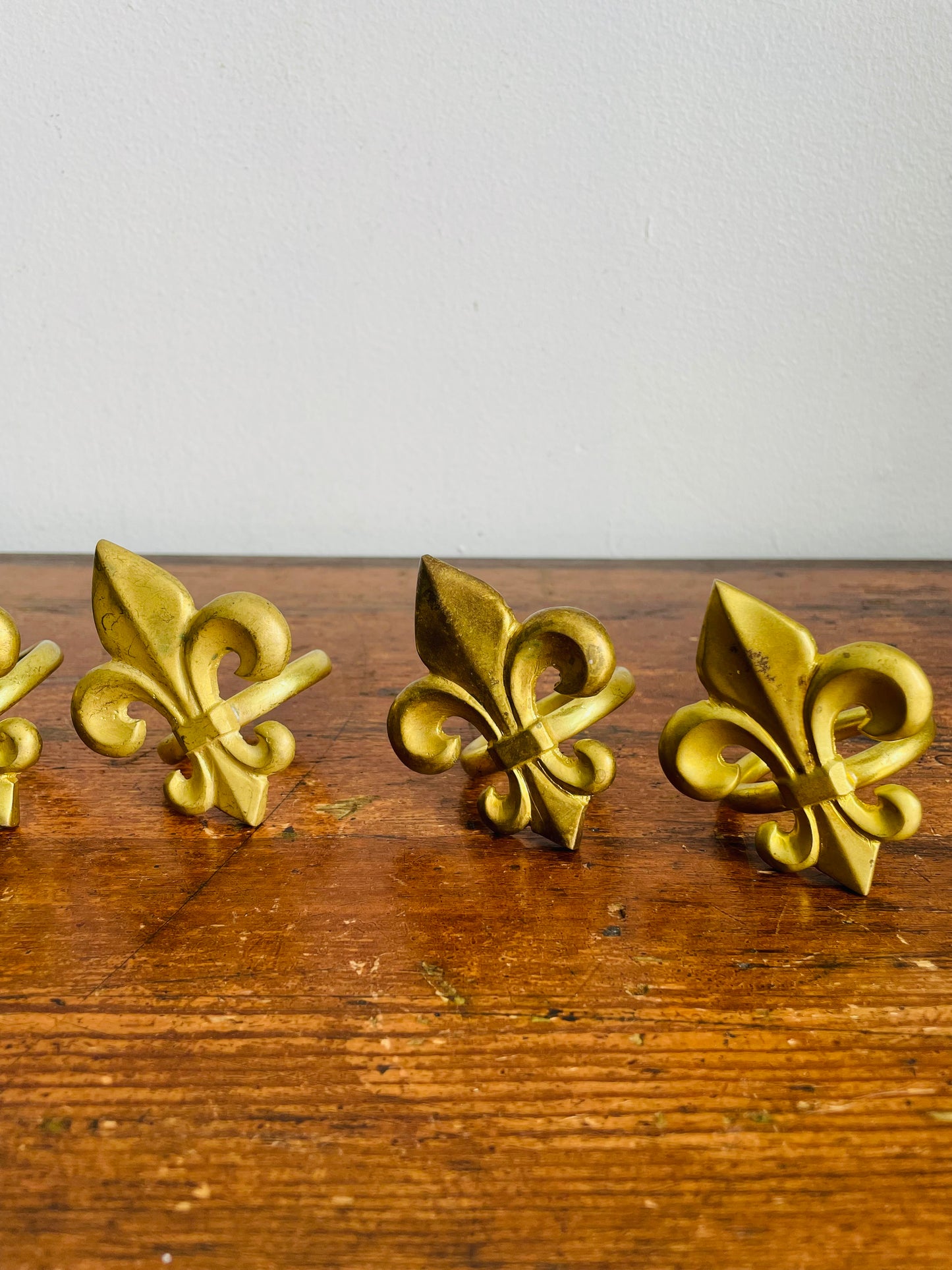 Vintage Brass Fleur de Lis / Lys Napkin Ring Holders - Set of 6