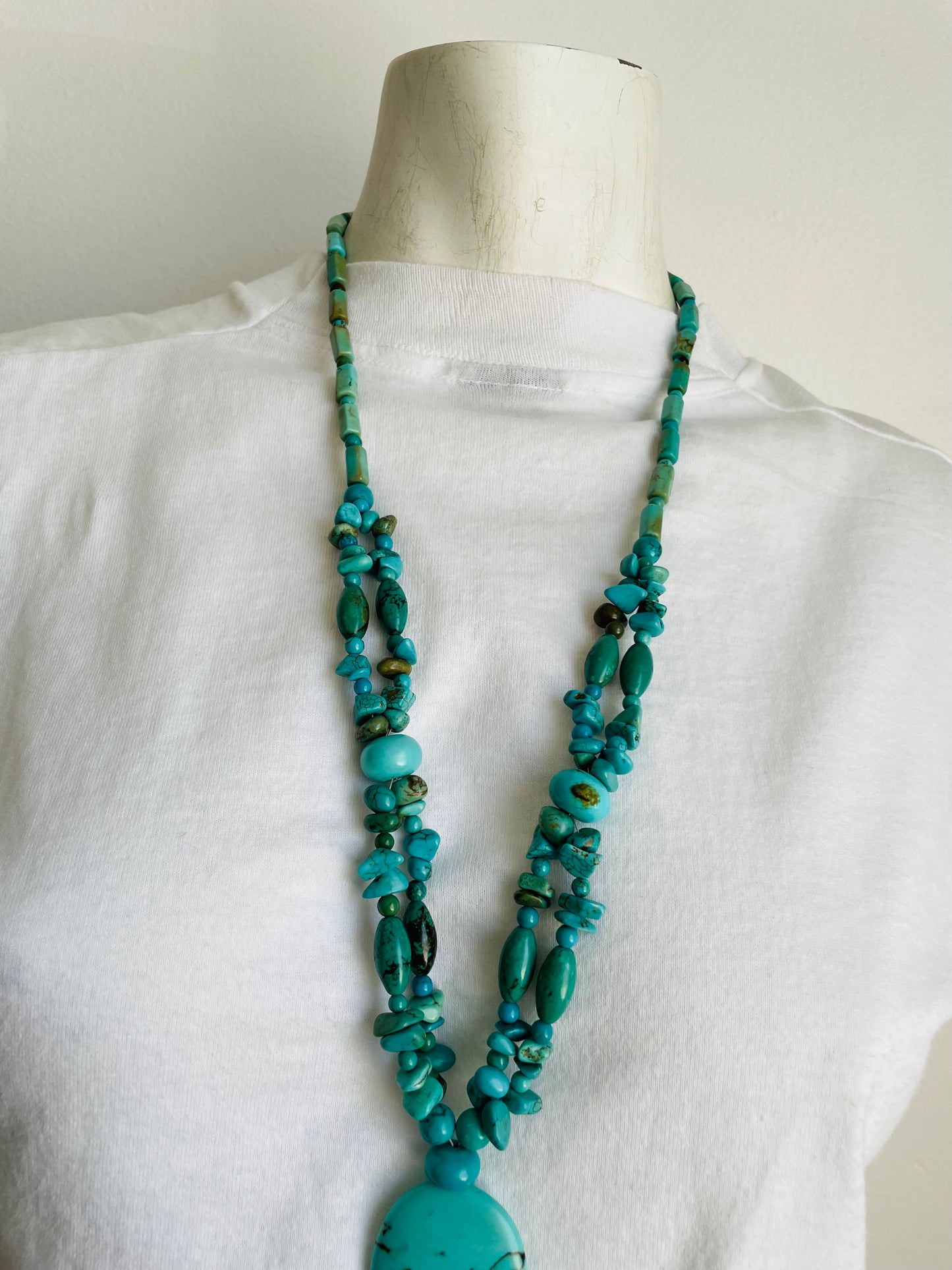 Turquoise Stone Beaded Necklace