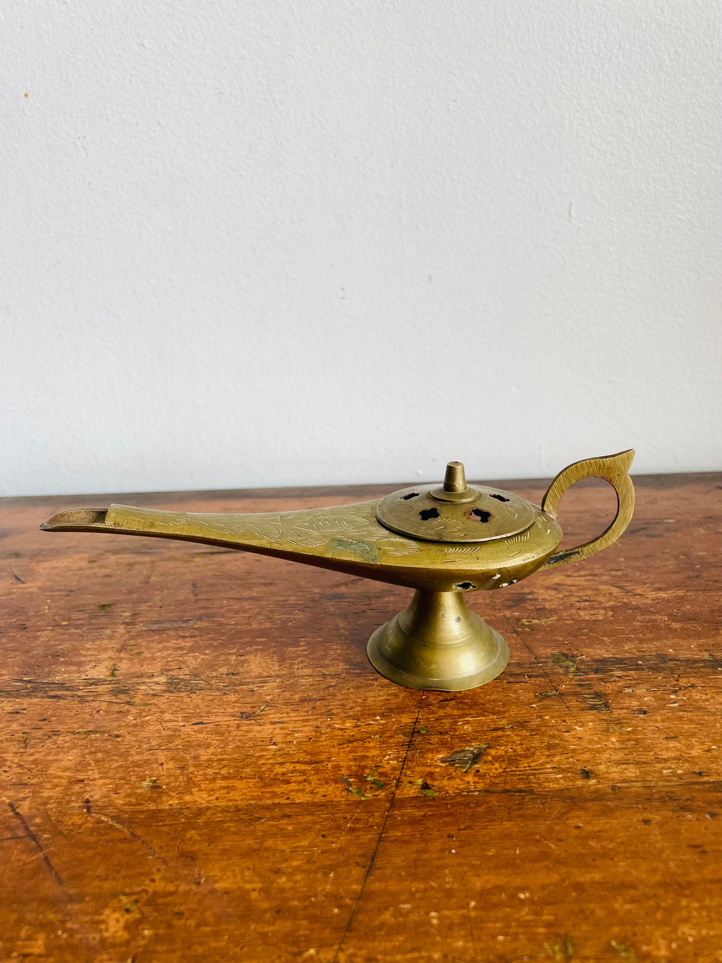 Vintage Solid Brass Aladdin Genie Lamp Cone Incense Burner