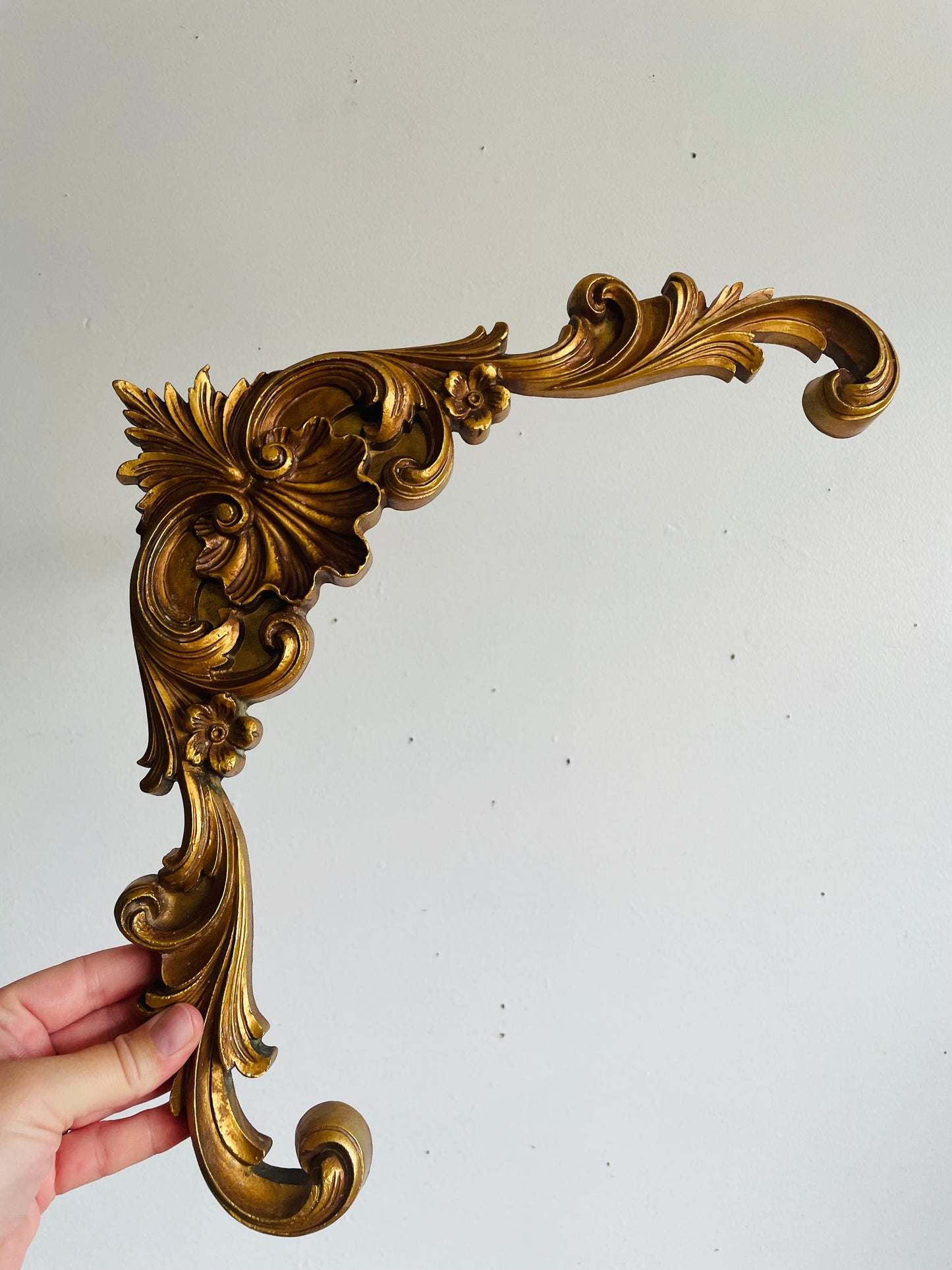 Vintage Ornate Gold Arch Filigree Decorative Pieces - Syroco / Italian Rococo Style - Set of 2 - Great DIY Project Pieces - Wall Decor, Mantle, Shelf, Etc.