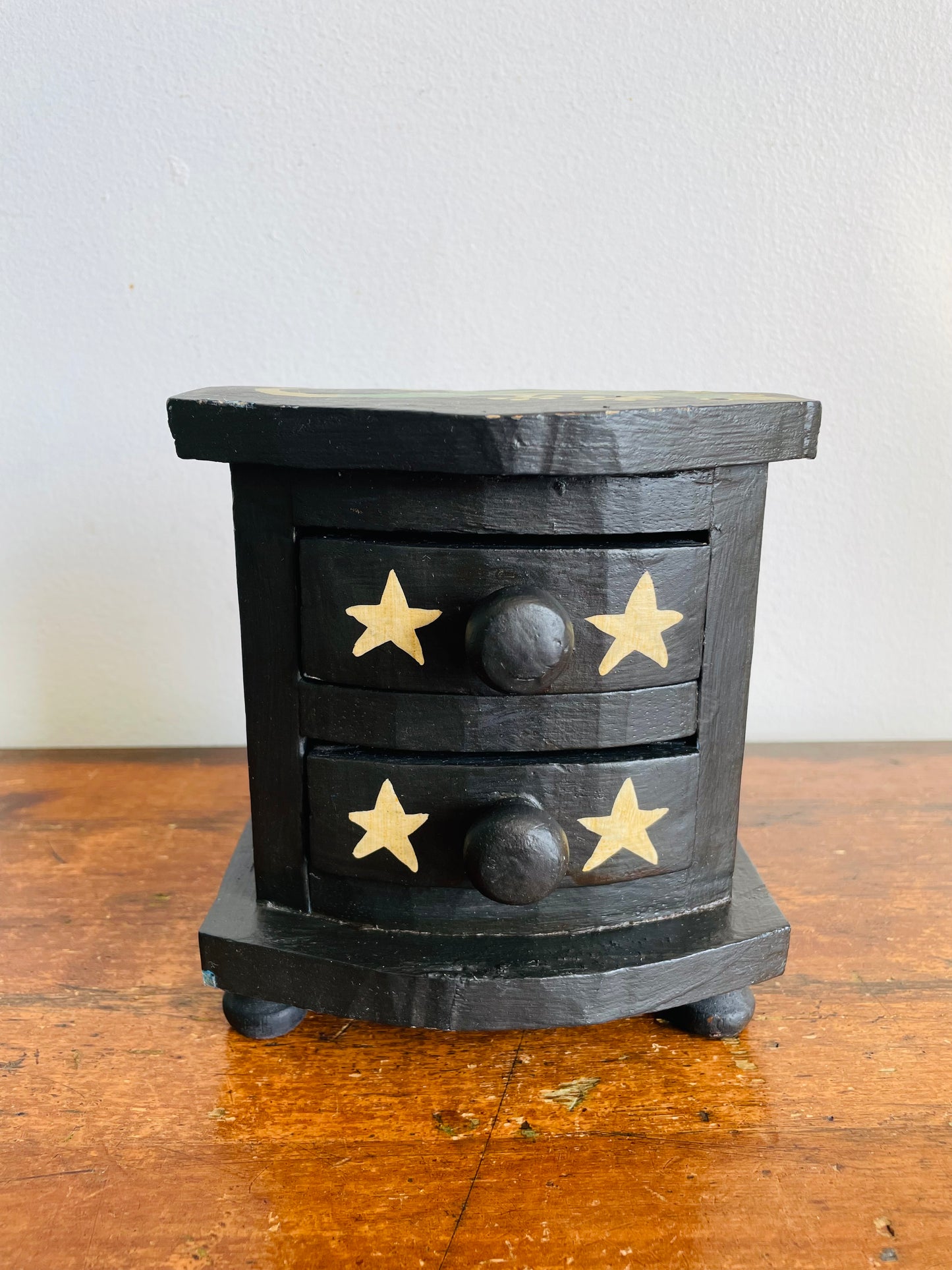 Vintage Black Wooden Mini Dresser Jewellery Box with Painted Star & Gecko Lizard Design - 2 Drawers & Knob Feet