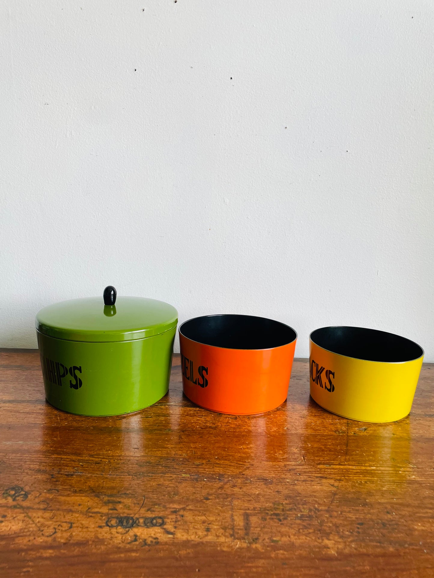 Vintage Mid-Century Modern Nesting Party Snack Bowls - Potato Chips, Pretzels & Snacks