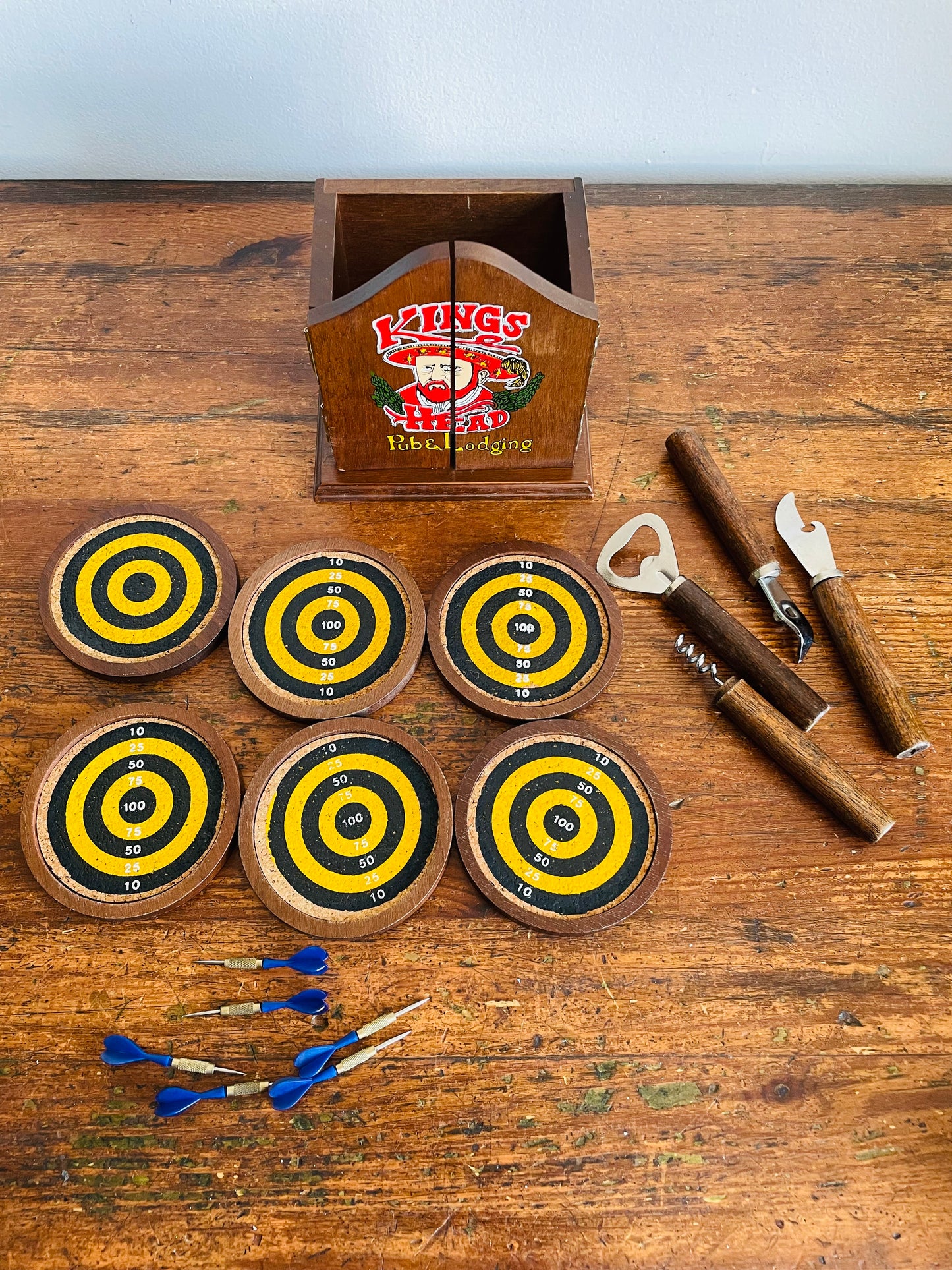 Vintage Giftcraft Kings Head Pub & Lodging Barware Set - Includes Caddy Case, 6 Dartboard Coasters, 6 Mini Darts & 4 Bar Tool Utensils
