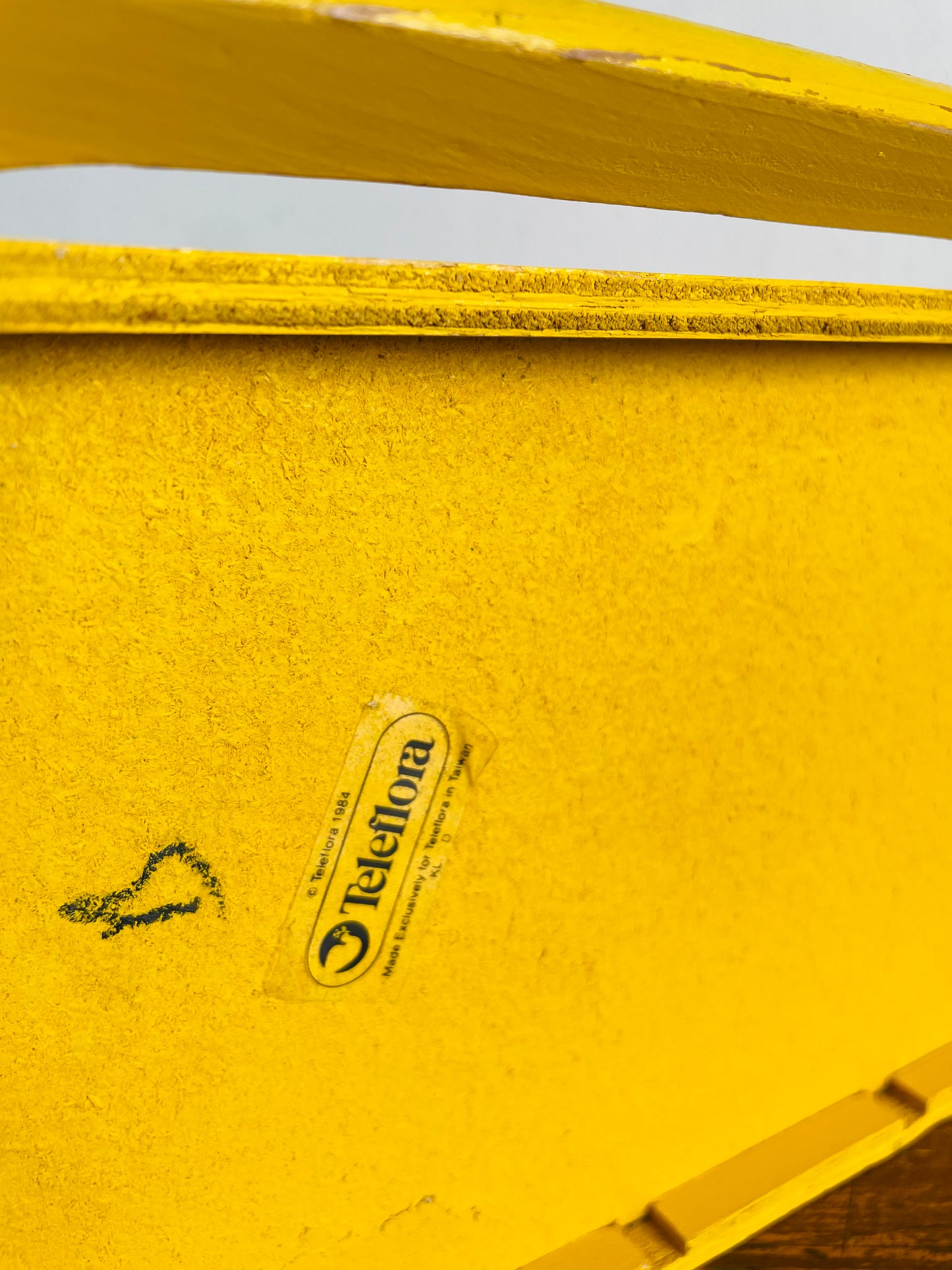 Vintage 1984 Teleflora Bright & Cheerful Yellow with White Flowers Wood Organizer Caddy with Swing Handle & 5 Compartments - Made in Taiwan