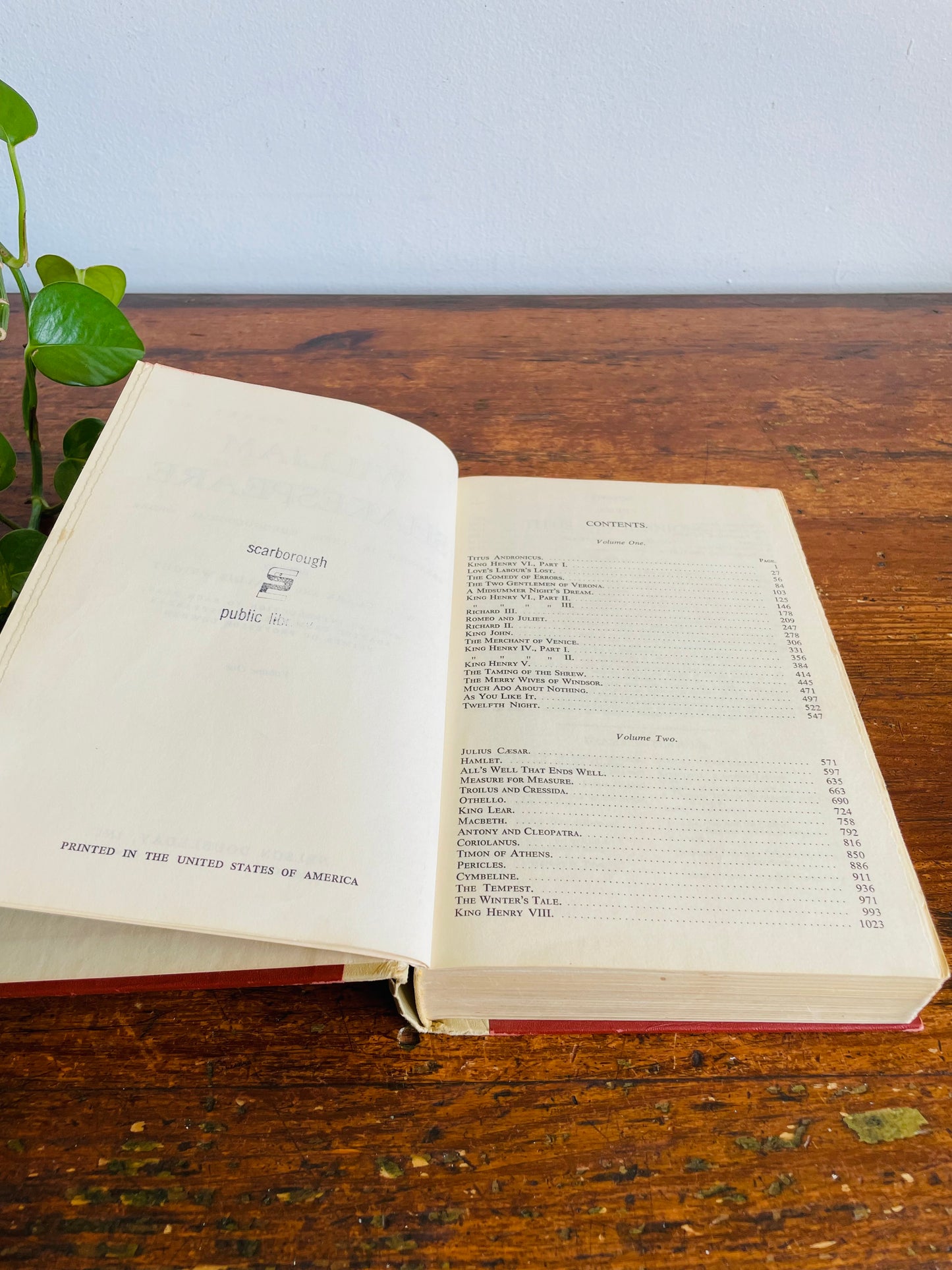 Vintage The Complete Works of William Shakespeare Volume 1 Hardcover Book
