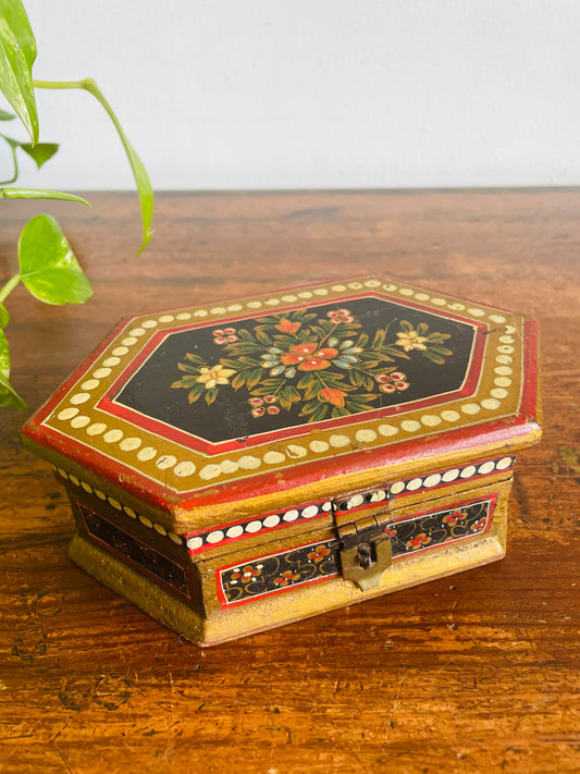 Wood Hand Painted Floral Folk Art Trinket Jewellery Box with Brass Metal Latch to Close Lid