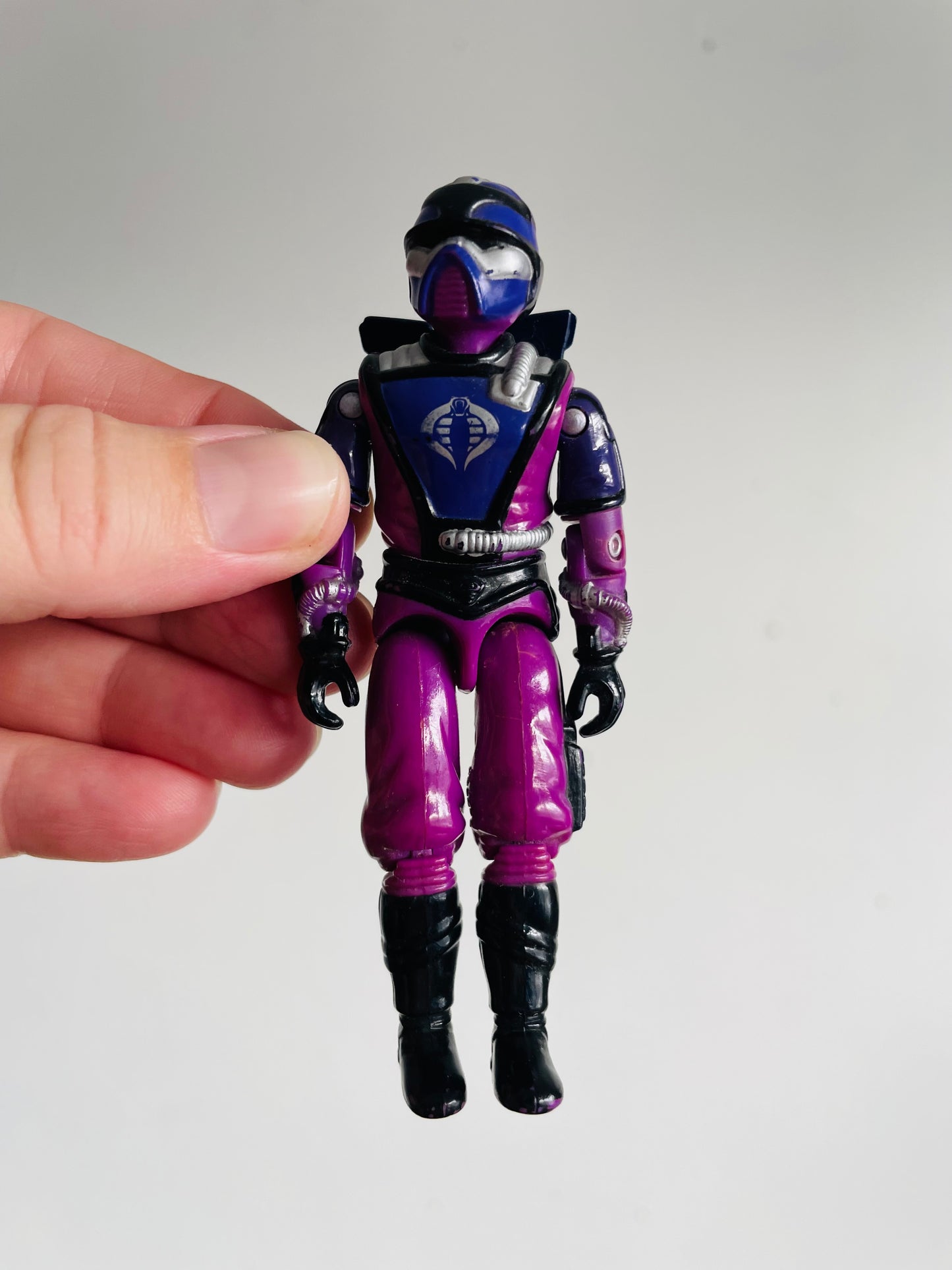 Vintage 1987 Hasbro Action Figure Toy - G.I. Joe Techno-Viper V1 - Includes Backpack Accessory
