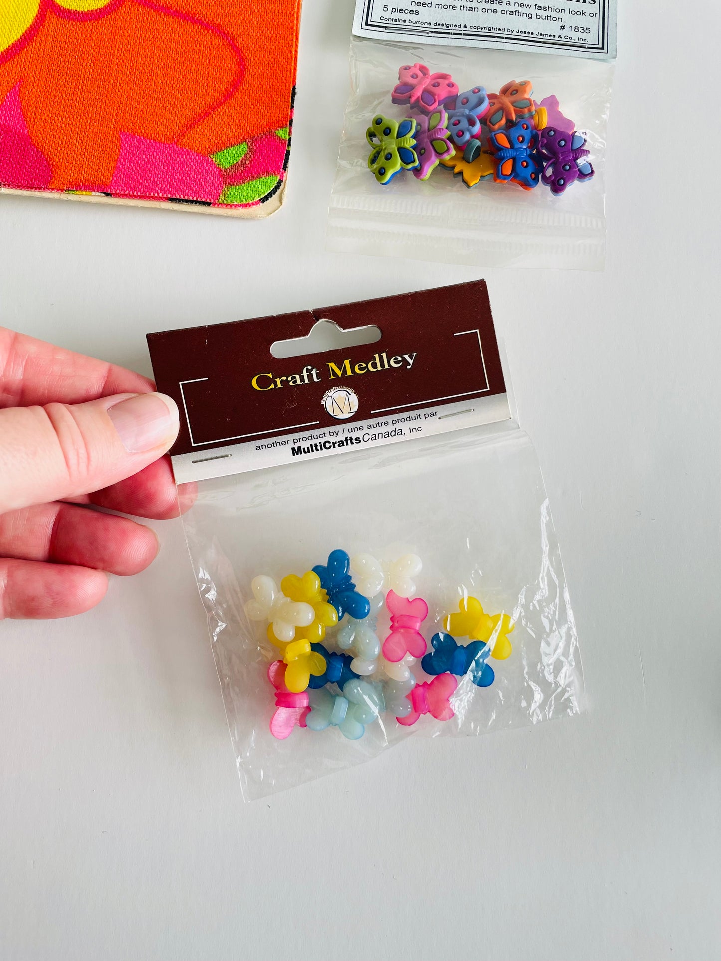 Vintage Groovy Sewing Notions Bundle - Peace, Flower Power, Butterfly, Stars & Shapes Buttons - Fuddle Duddle Floral Iron-On Patches - Rainbow Rick Rack - Bright & Fun!