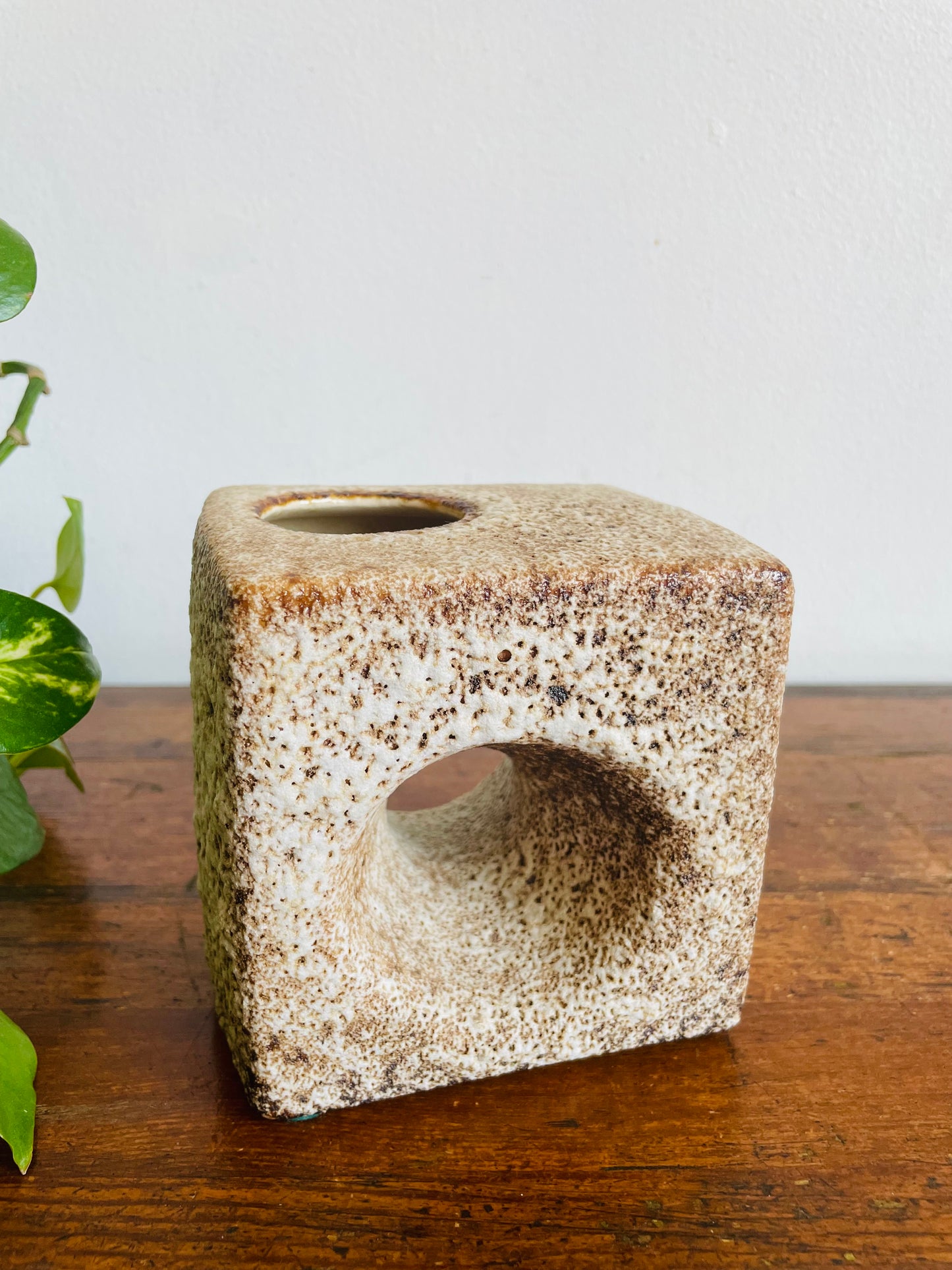 Vintage 1970s MCM Vest Keramiek Van Woerden Fat Lava Block Chimney Vase - Dutch Mid-Century Design - Made in The Netherlands