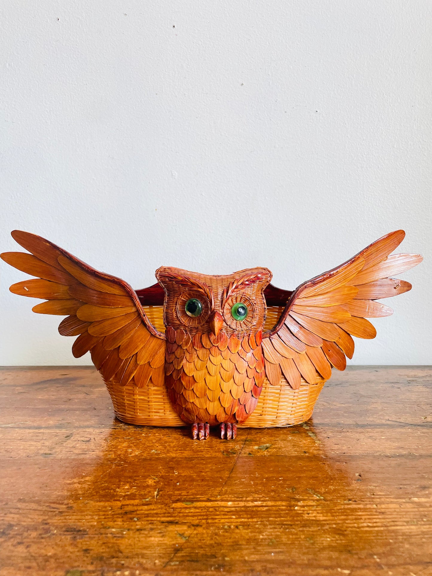 Vintage 1970s Wicker Wood Owl Wall Pocket Basket - Can Stand or Hang on Wall - 15" Wingspan - No Shipping