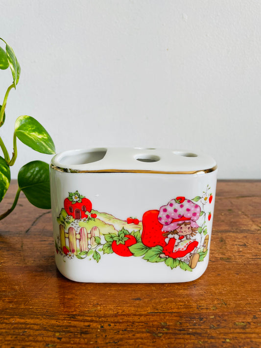 Vintage 1980s Strawberry Shortcake Fine Porcelain Toothbrush & Toothpaste Holder - American Greetings Corp. Cleveland Ohio - Made in Japan
