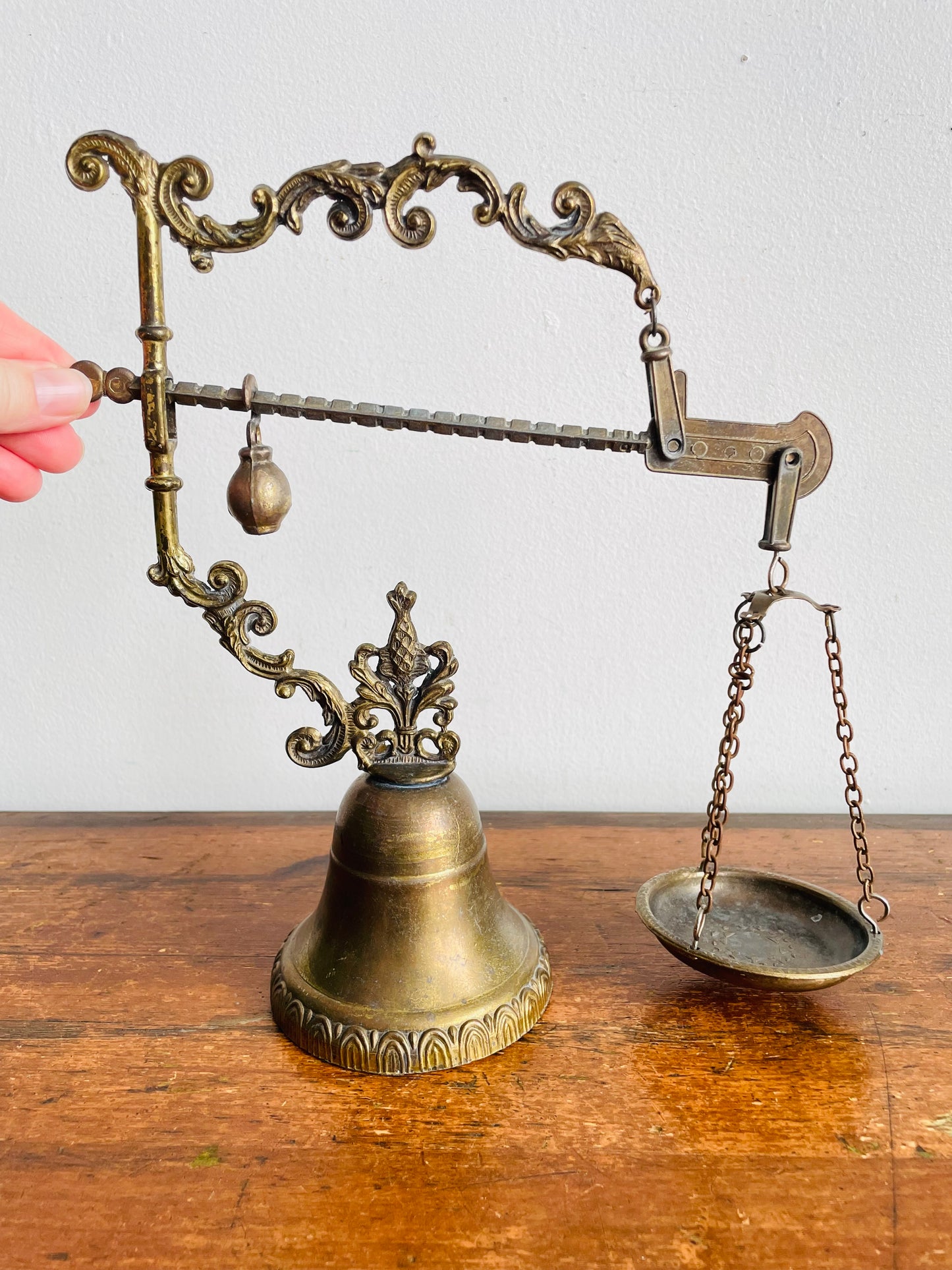 Vintage Ornate Tabletop Brass Tuscan / Roman-Style / Neo-Classical Balance Scale - Apothecary Library Shelf Decor